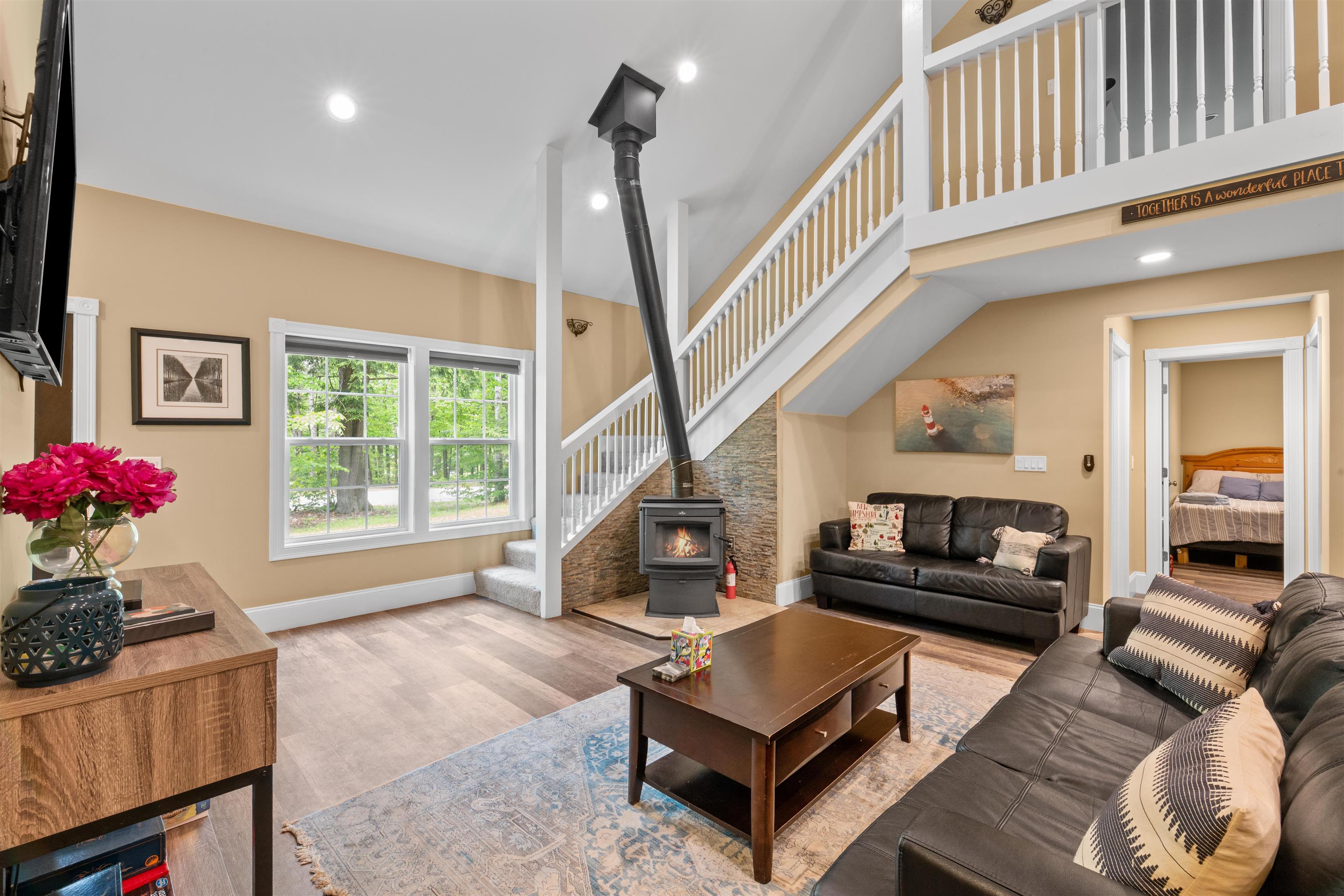 177 Alpstrausse