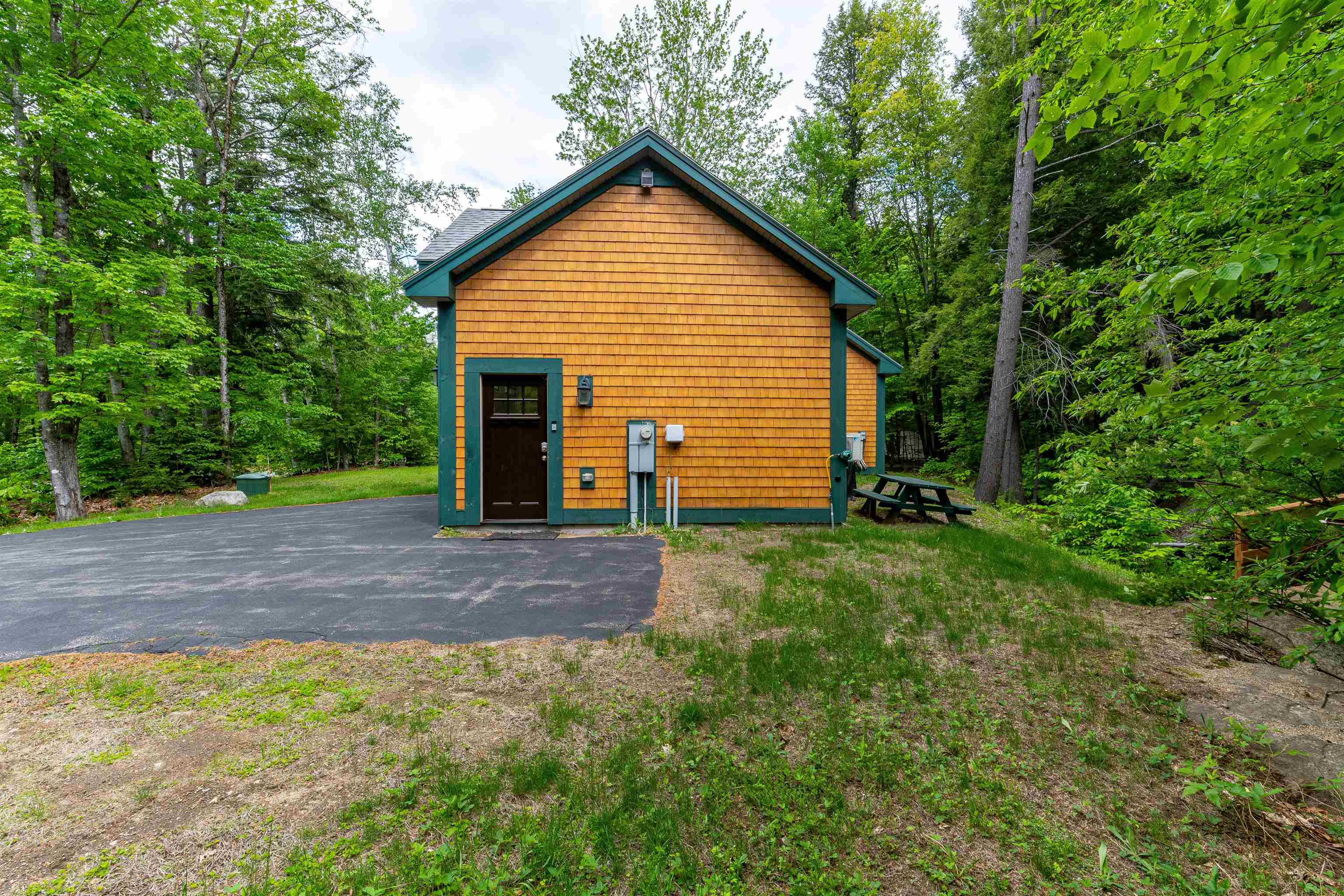 177 Alpstrausse
