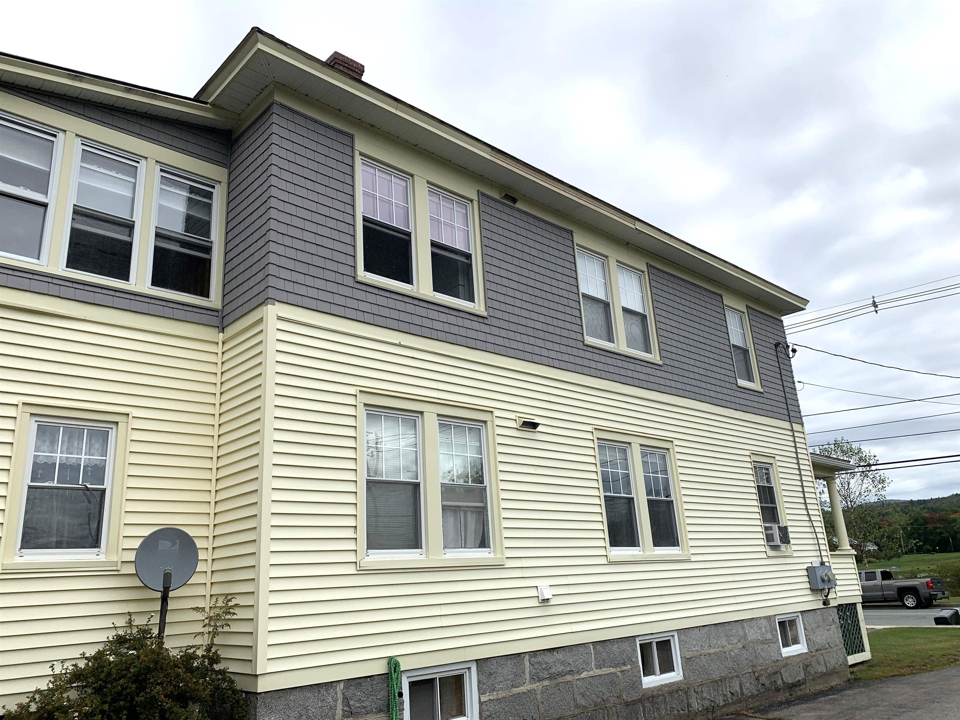 1619 Main Street