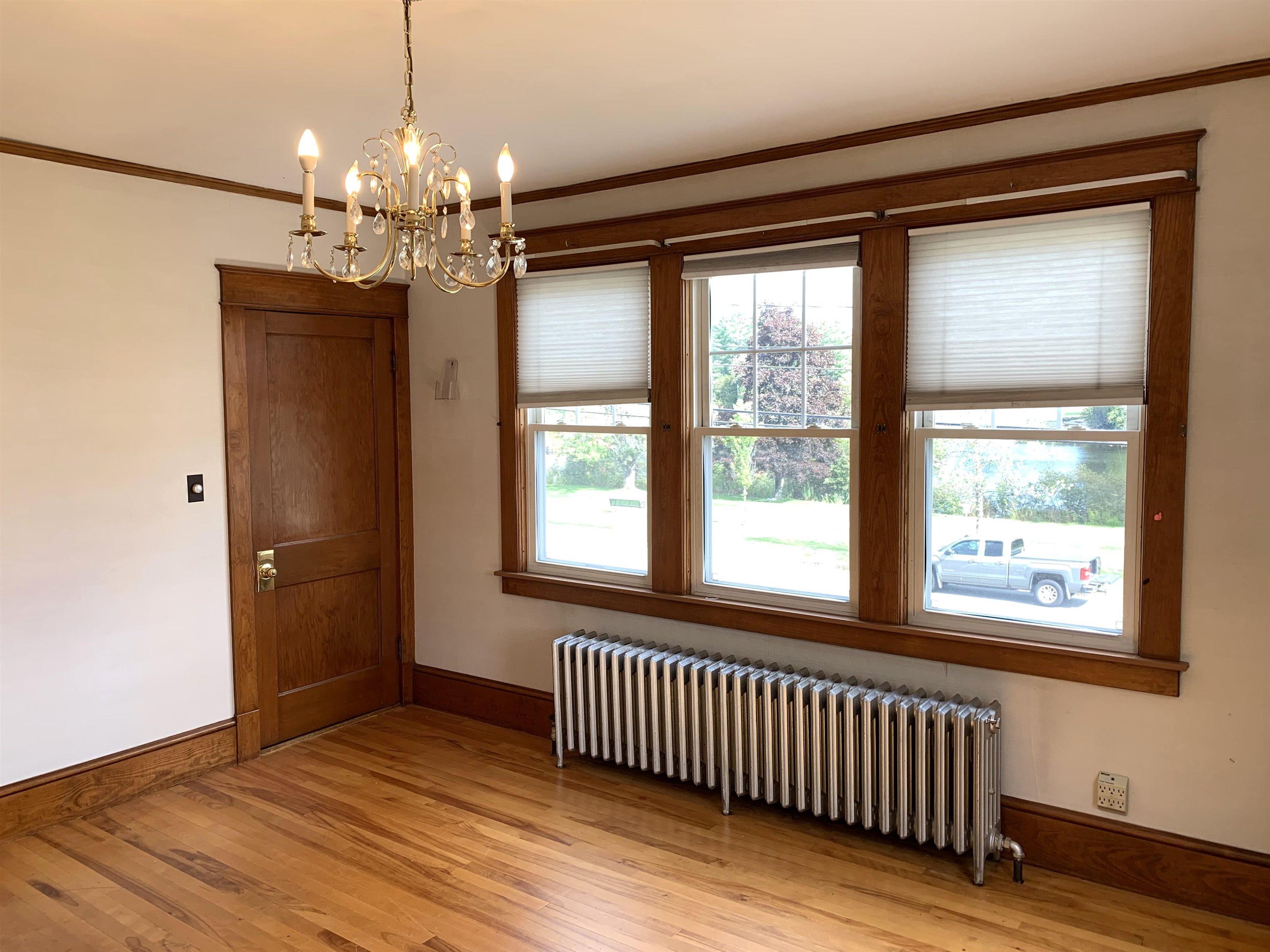 1619 Main Street