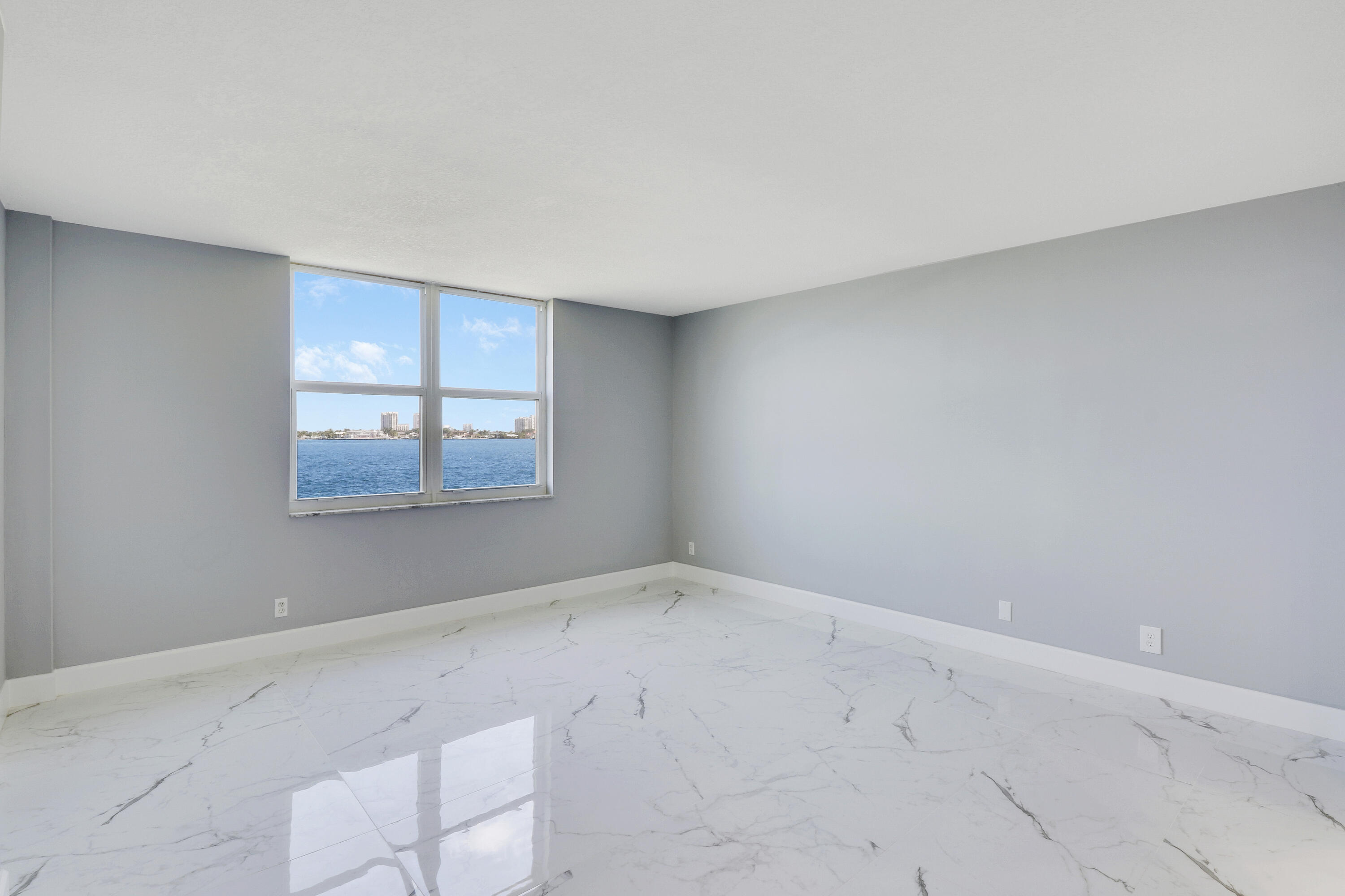 401 Lake Shore Drive 205