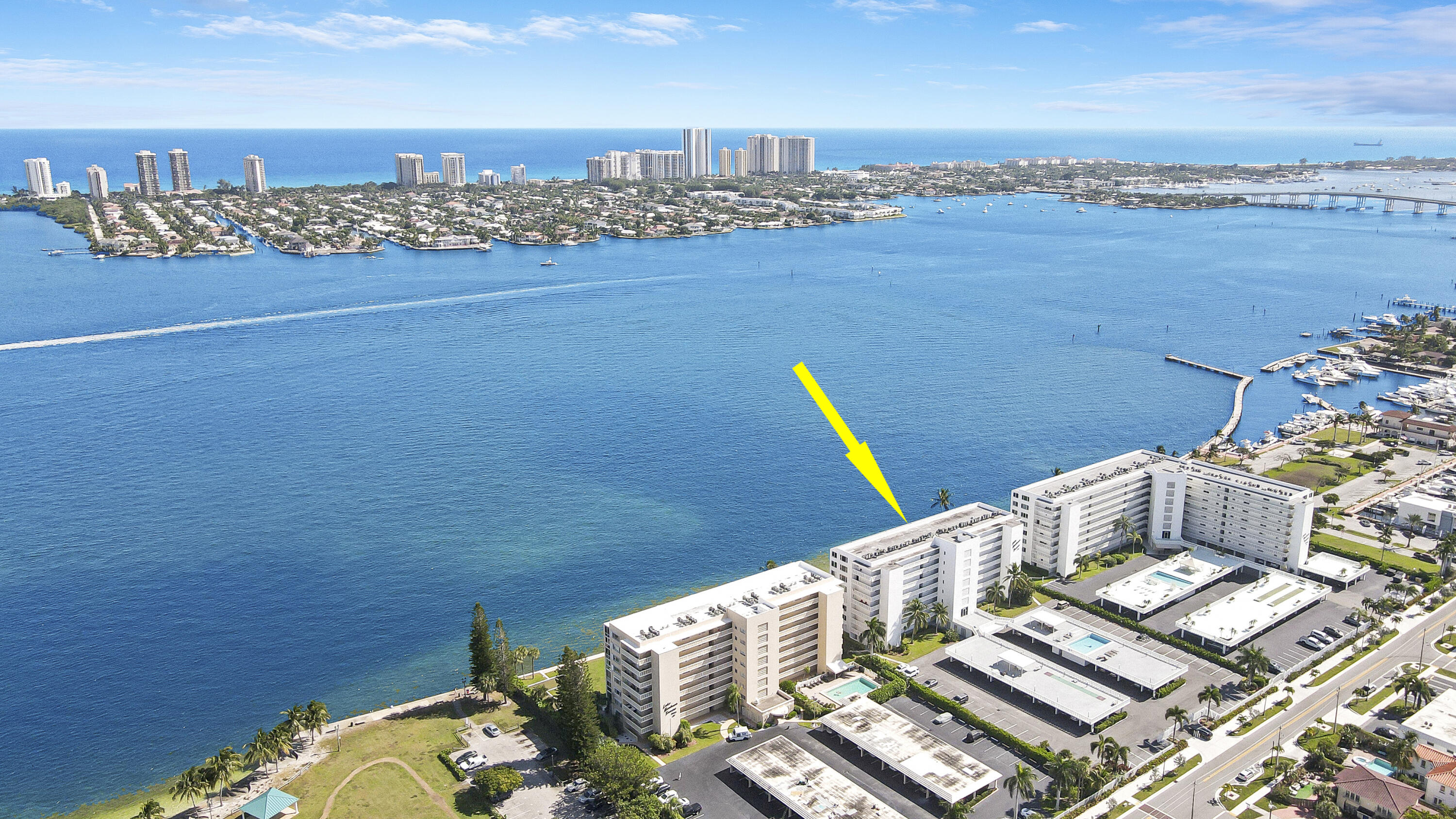 401 Lake Shore Drive 205