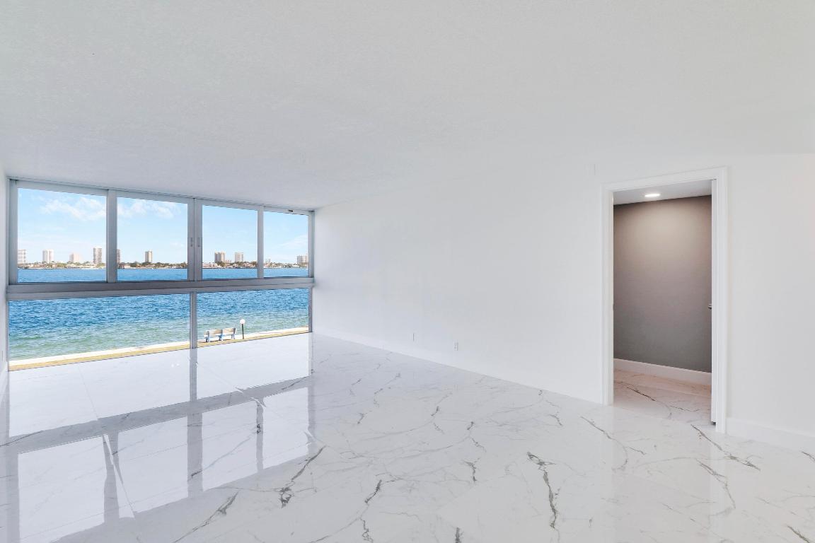 401 Lake Shore Drive 205