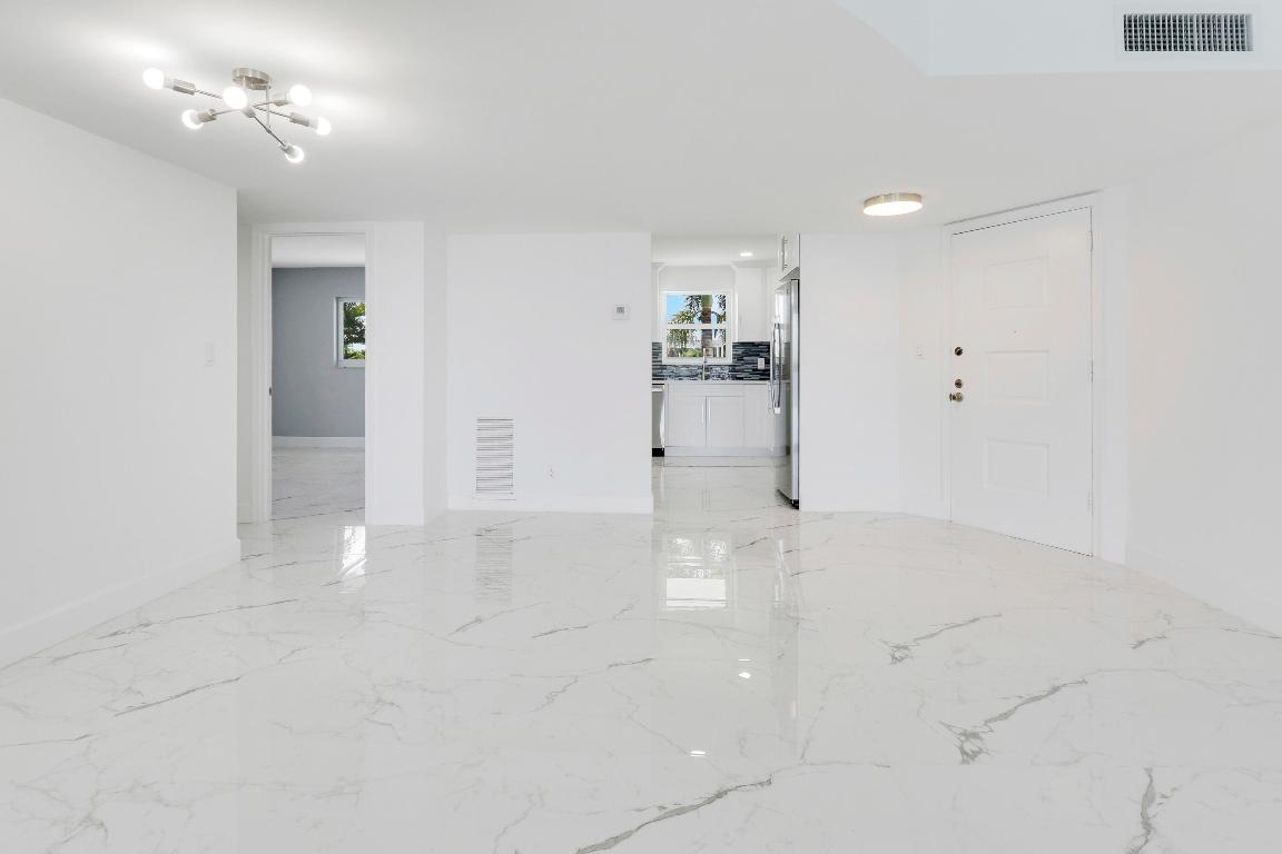 401 Lake Shore Drive 205