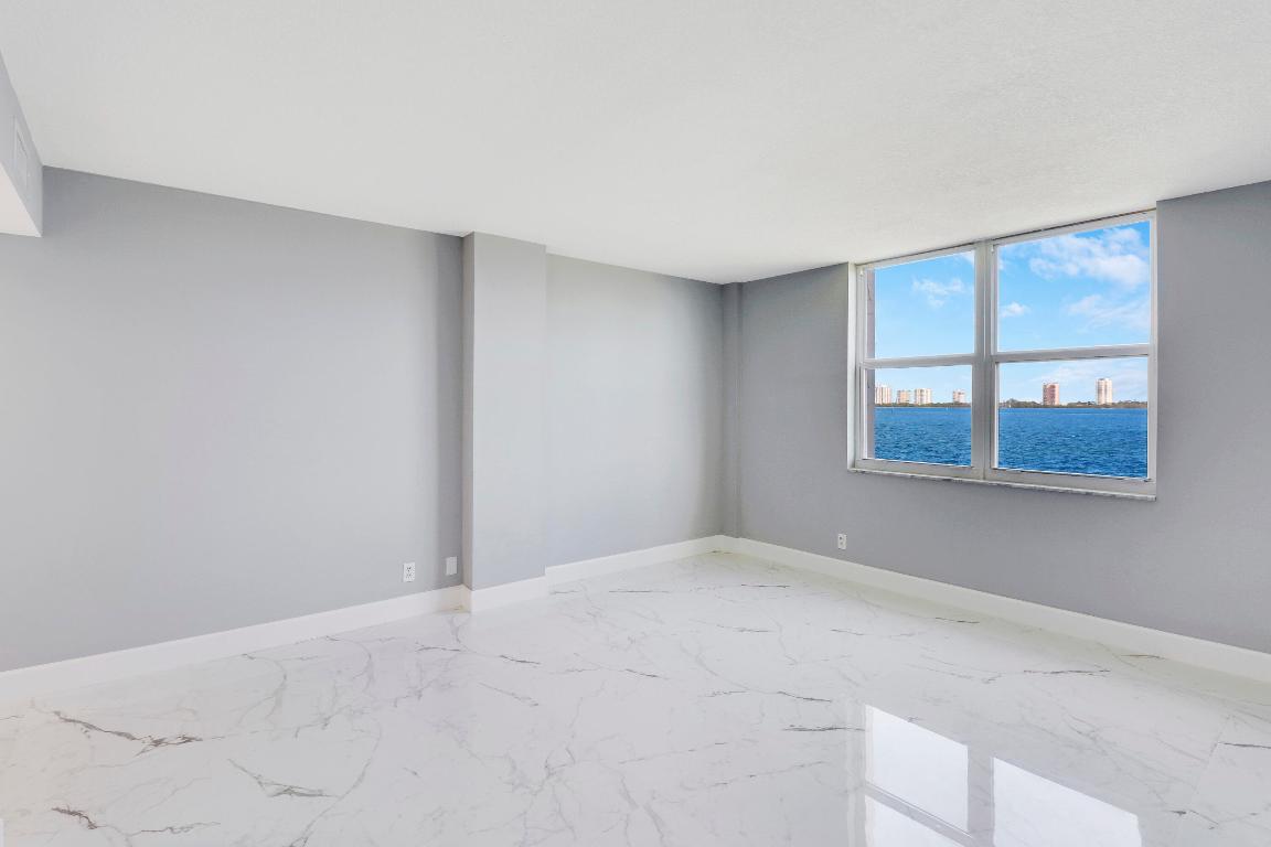 401 Lake Shore Drive 205