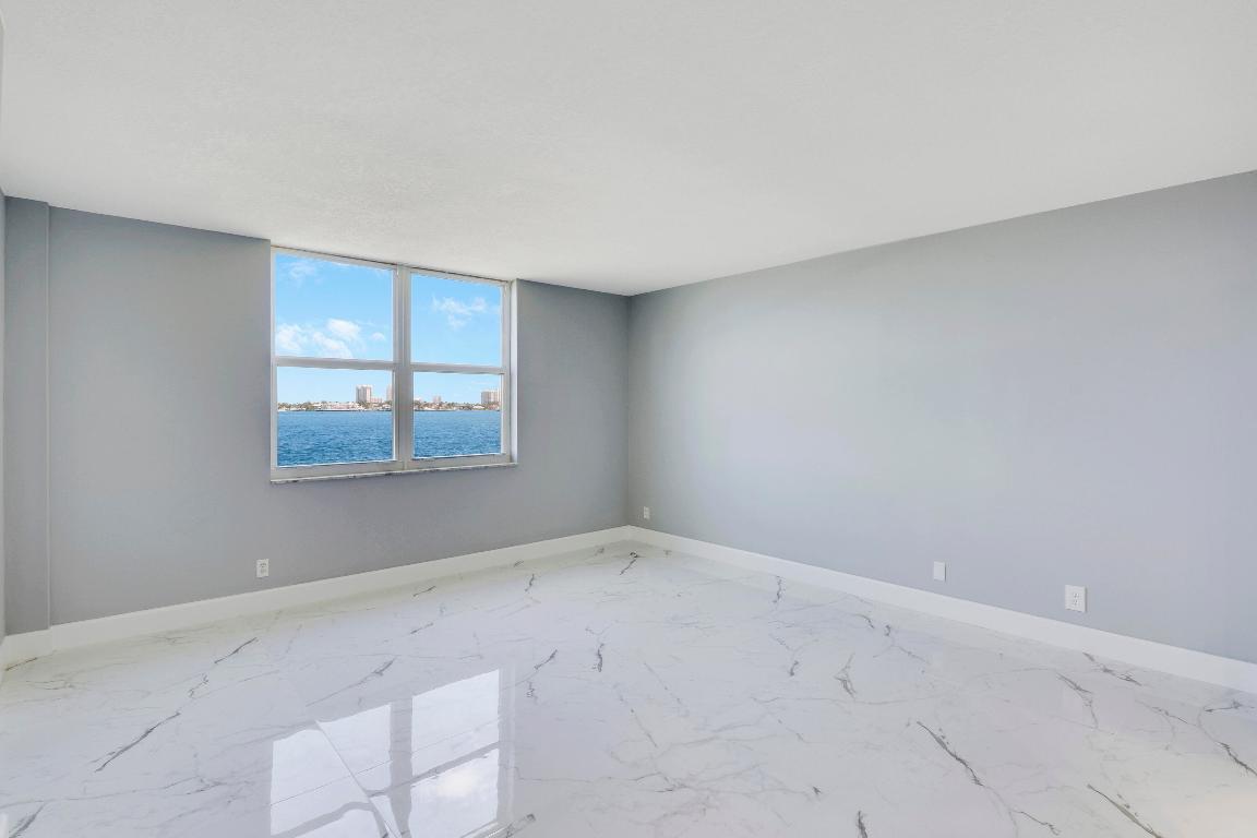 401 Lake Shore Drive 205