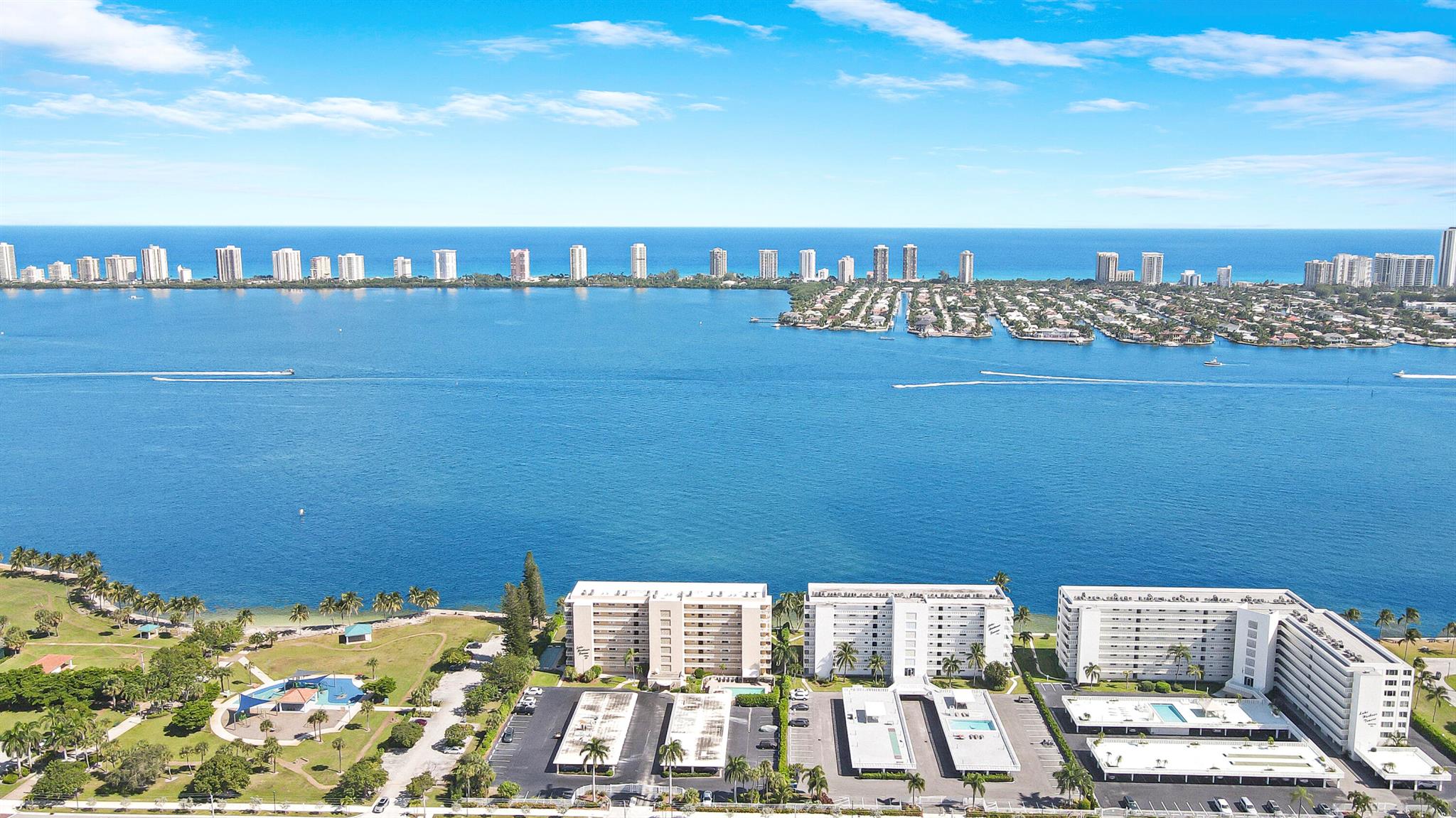 401 Lake Shore Drive 205