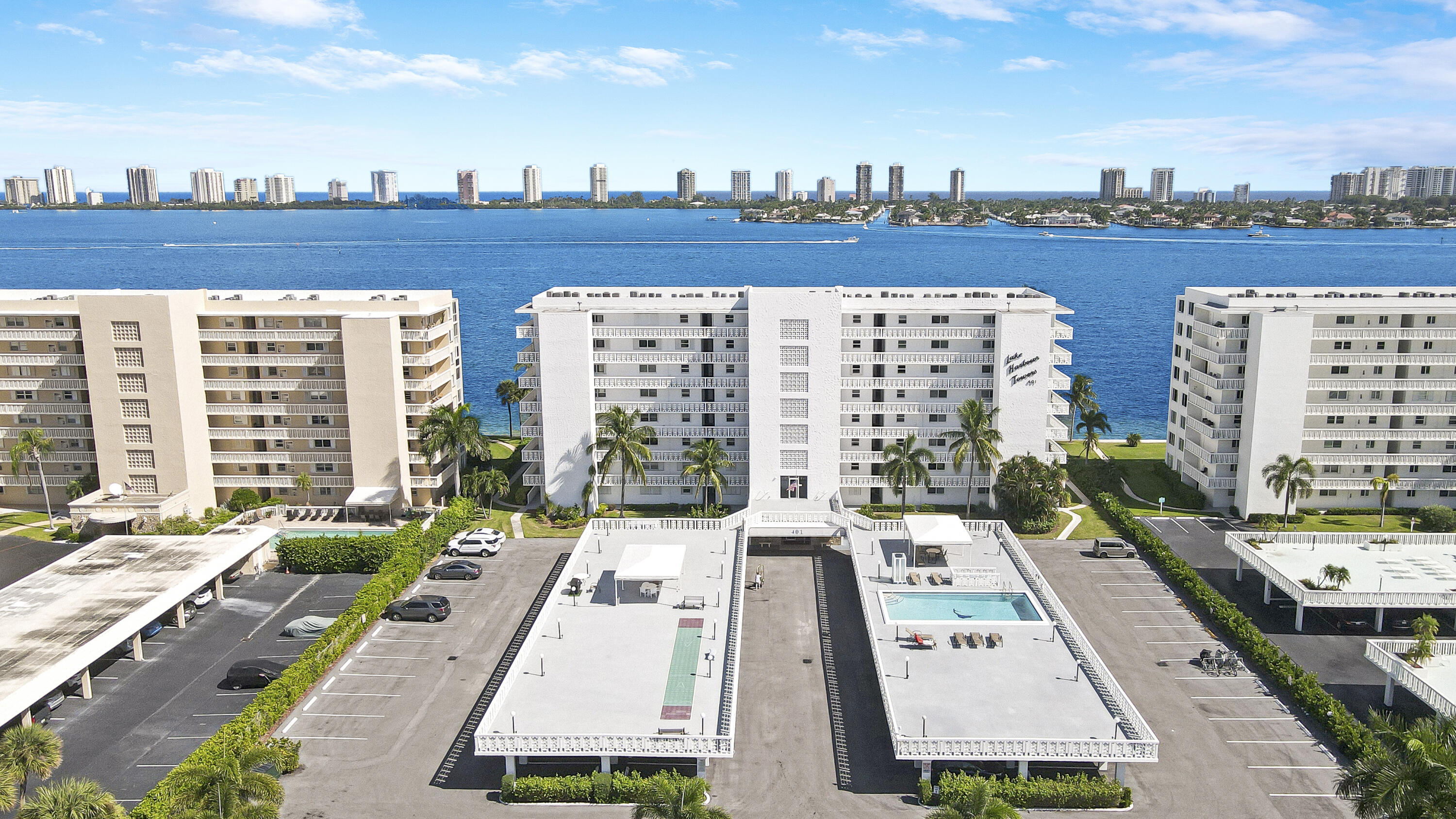 401 Lake Shore Drive 205