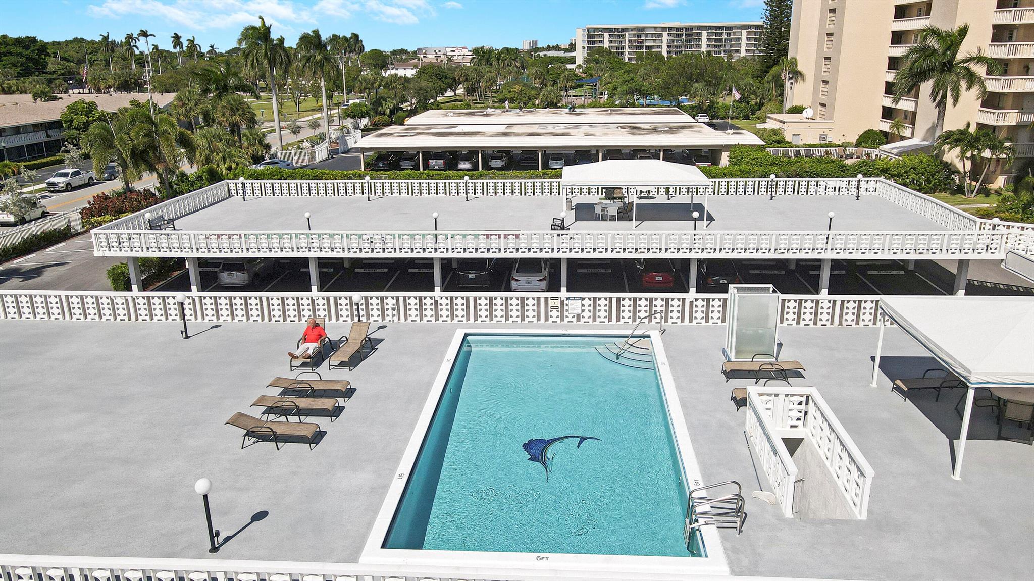 401 Lake Shore Drive 205