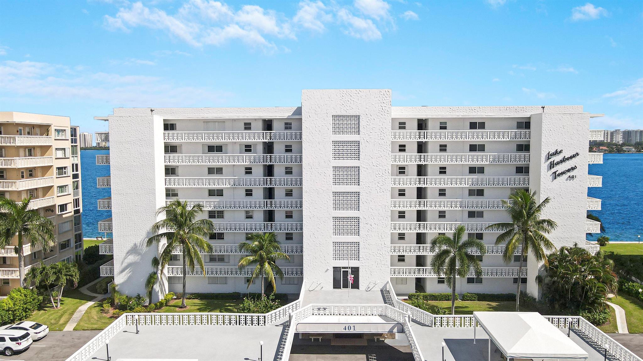 401 Lake Shore Drive 205