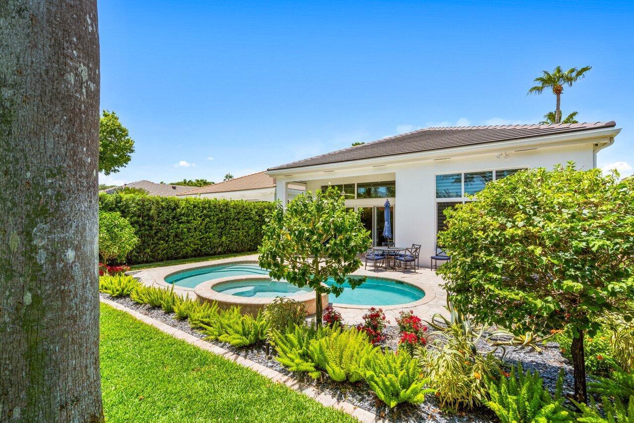 270 Isle Way