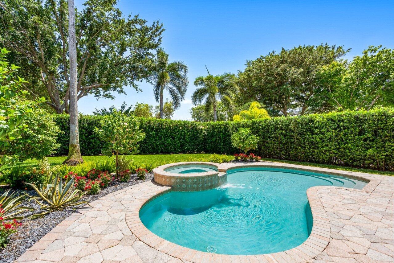 270 Isle Way
