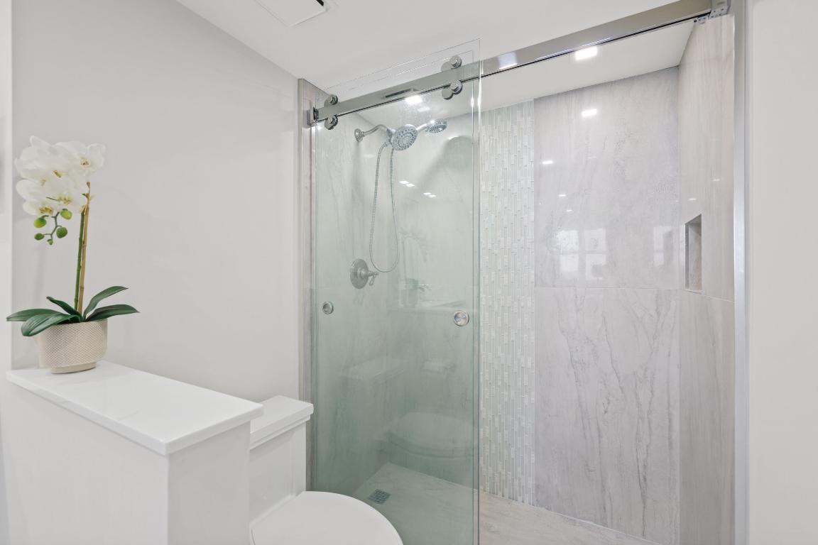 5440 N Ocean Drive 1403