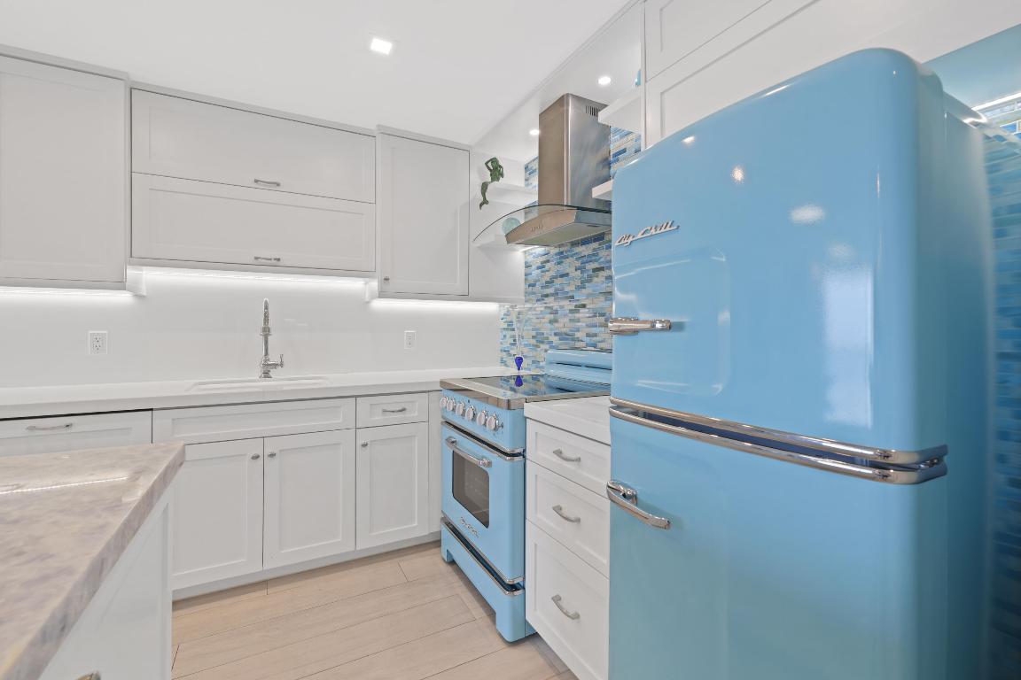 5440 N Ocean Drive 1403