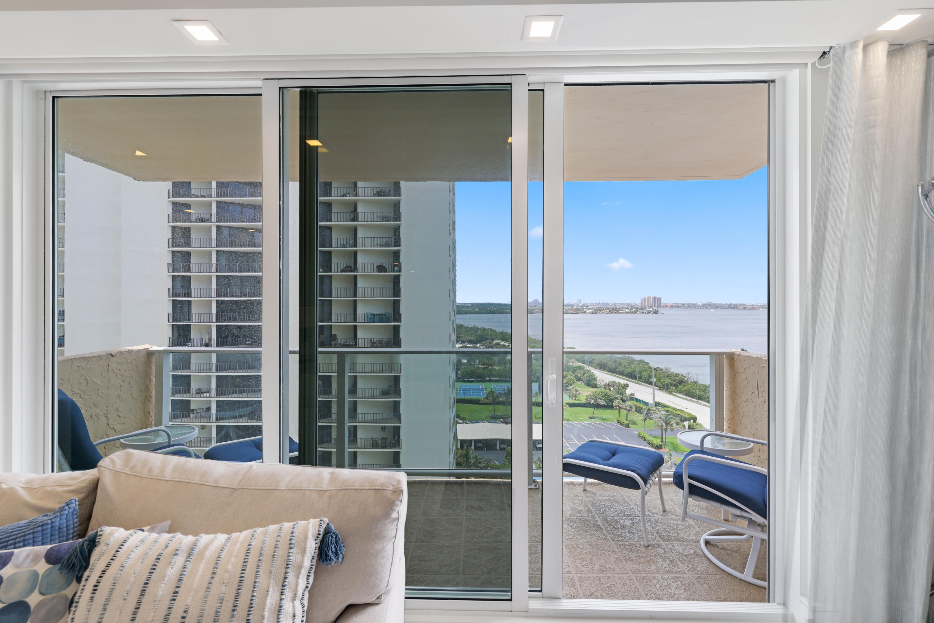 5440 N Ocean Drive 1403