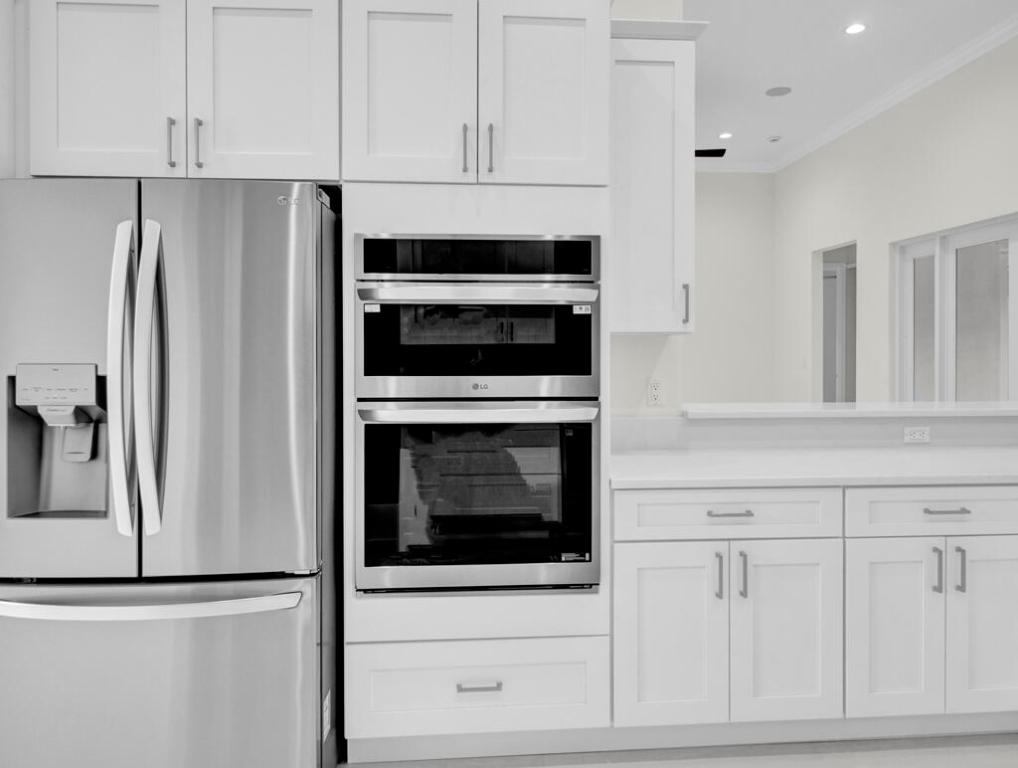 11353 Tangerine Boulevard