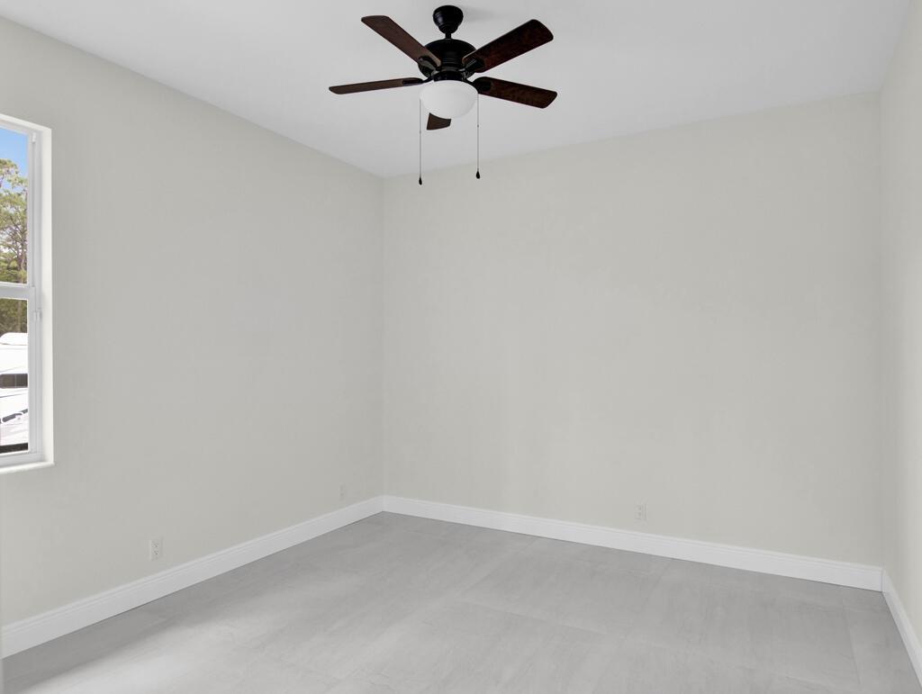 11353 Tangerine Boulevard