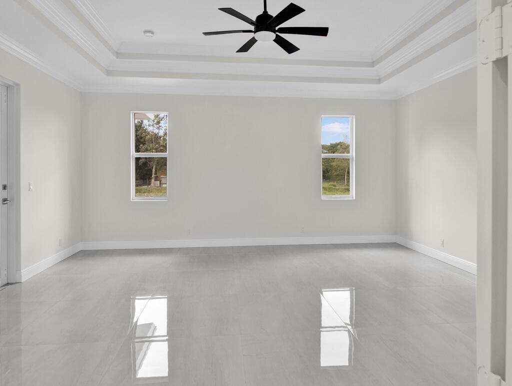 11353 Tangerine Boulevard