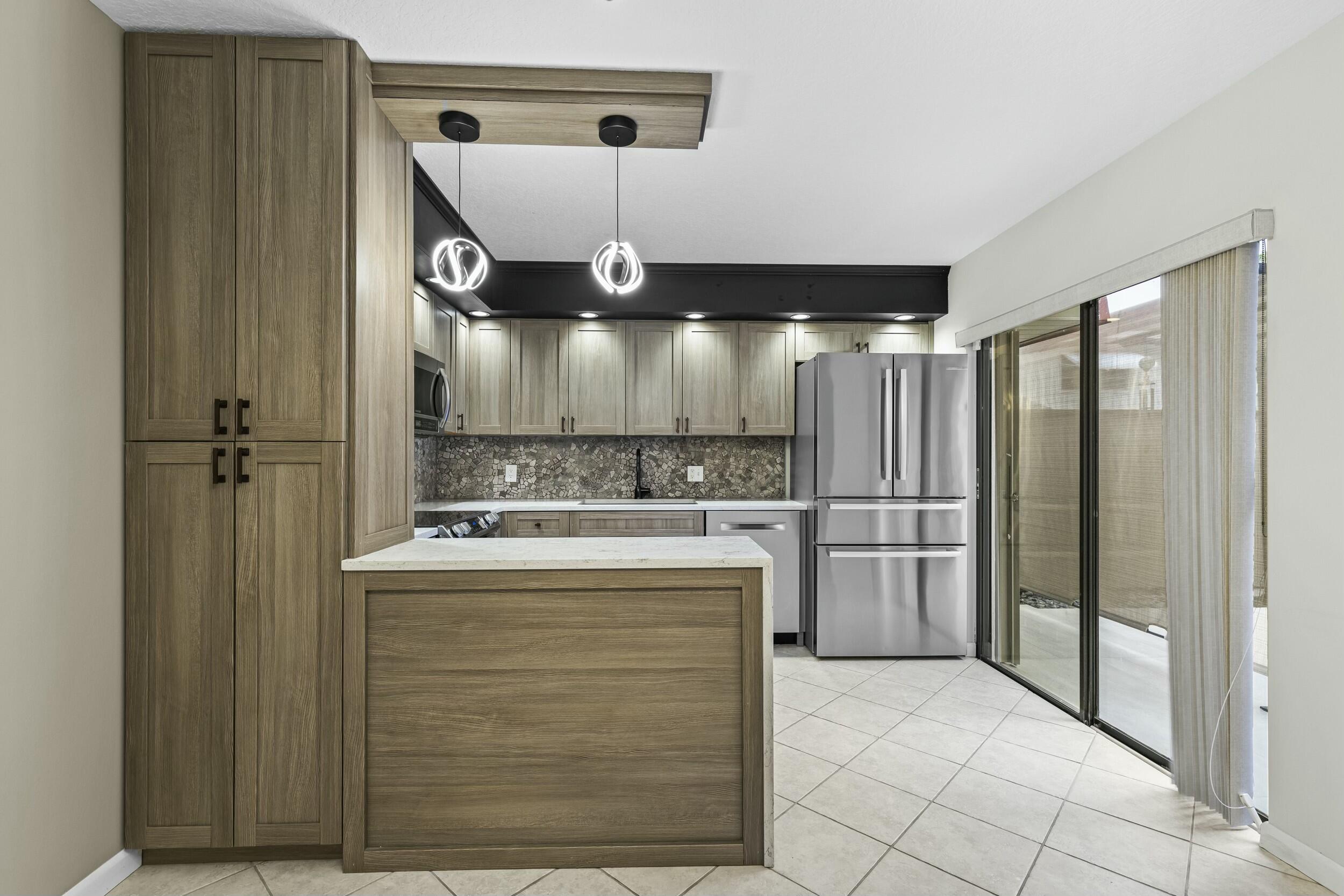 3157 Meridian Way S D