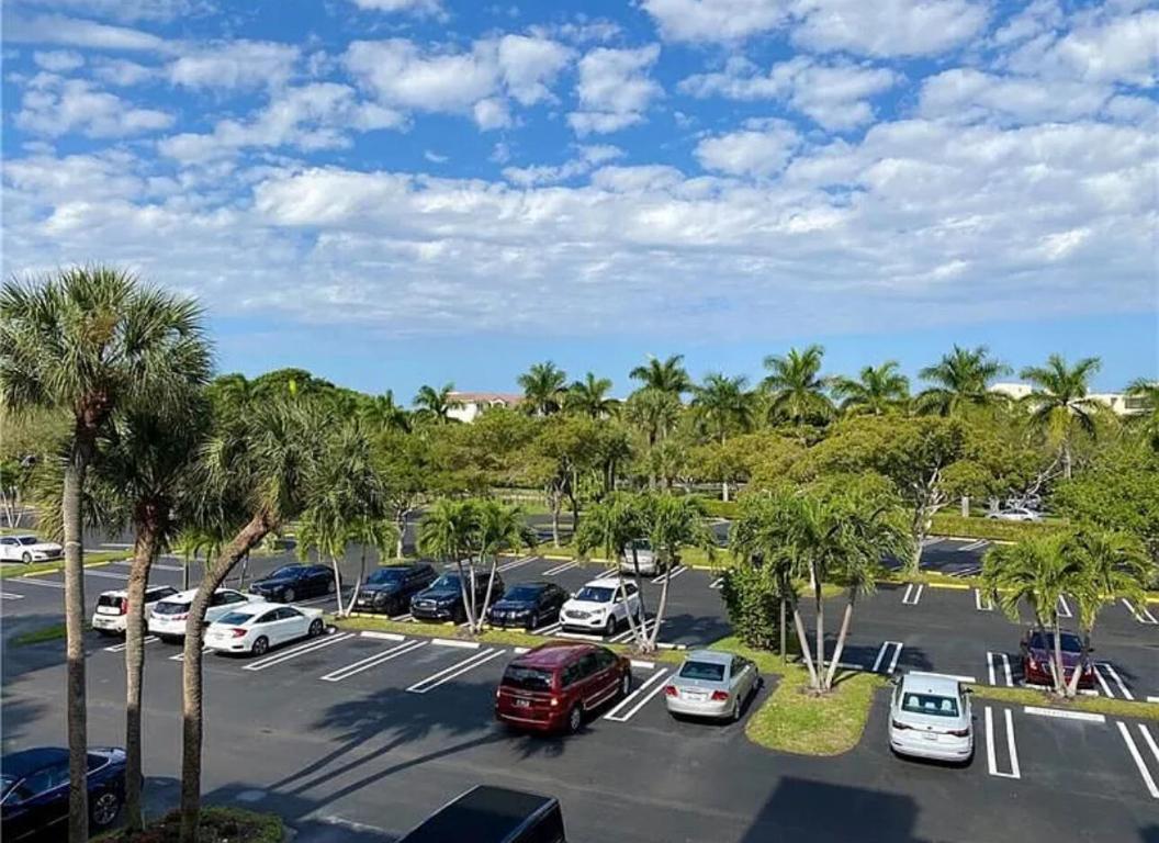 950 Egret Circle 5305