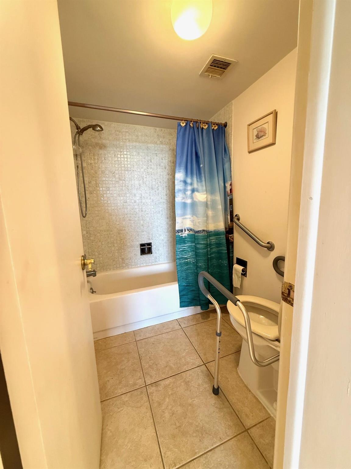 801 Lake Shore 411 Drive 411