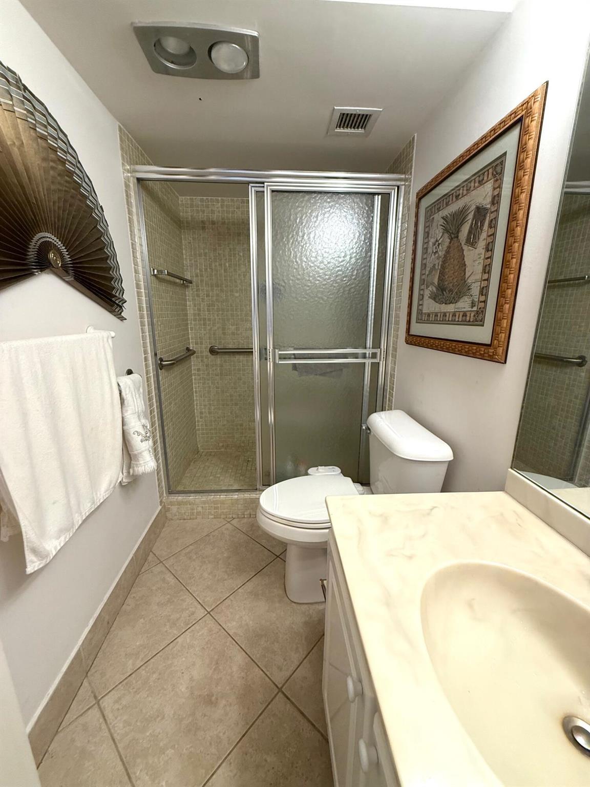801 Lake Shore 411 Drive 411