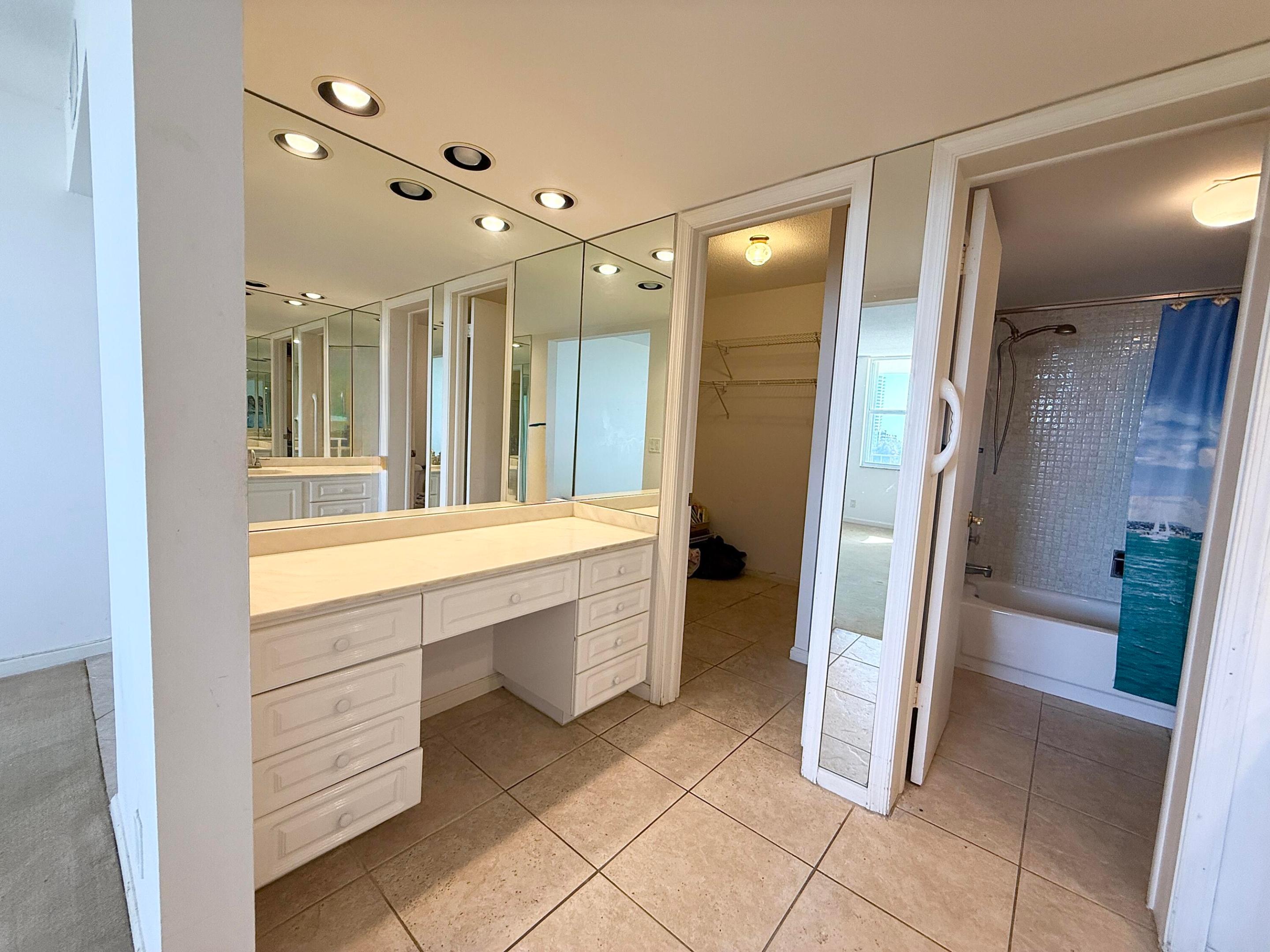 801 Lake Shore Drive 411