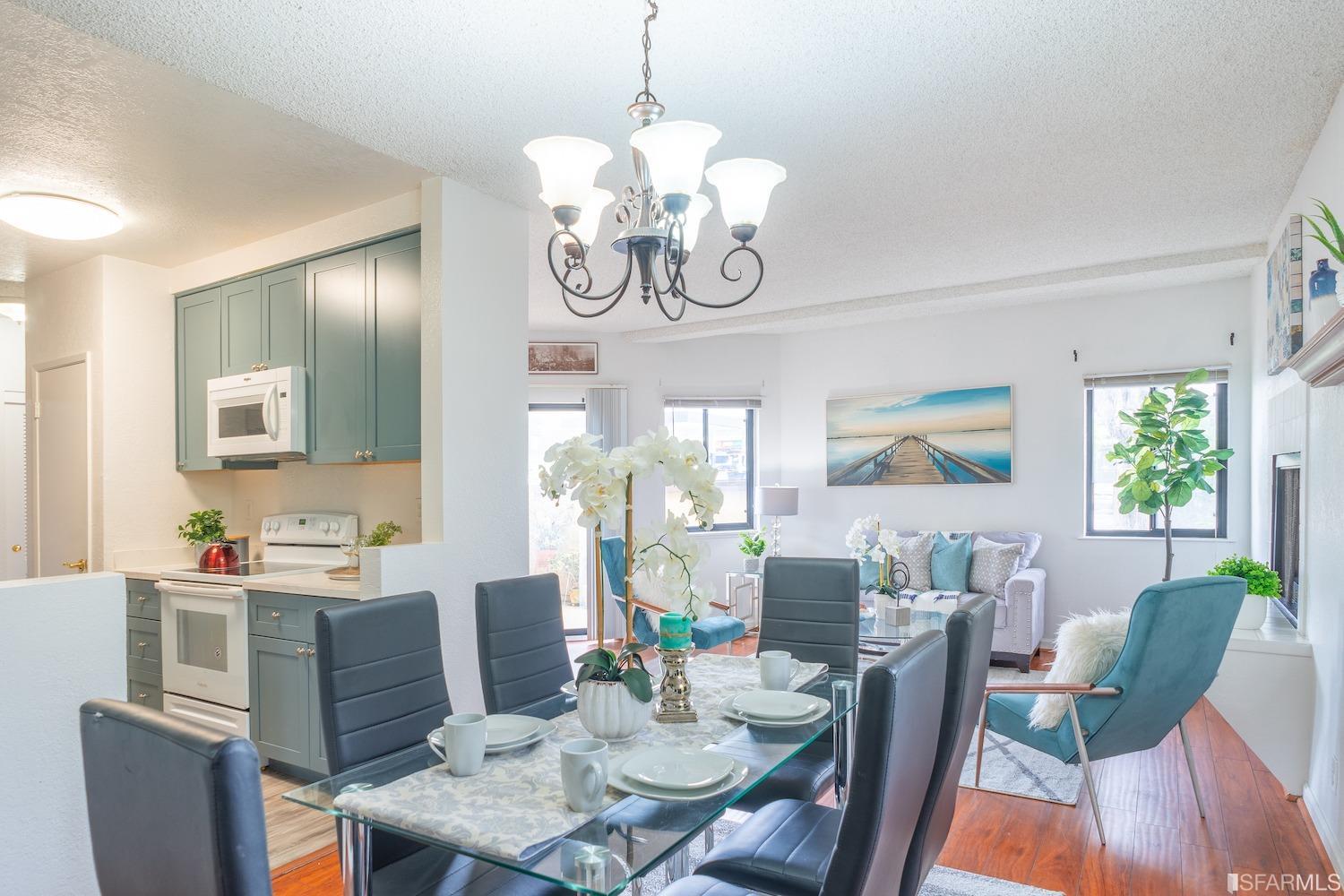 1 Appian Way # 2 Unit: 709-2