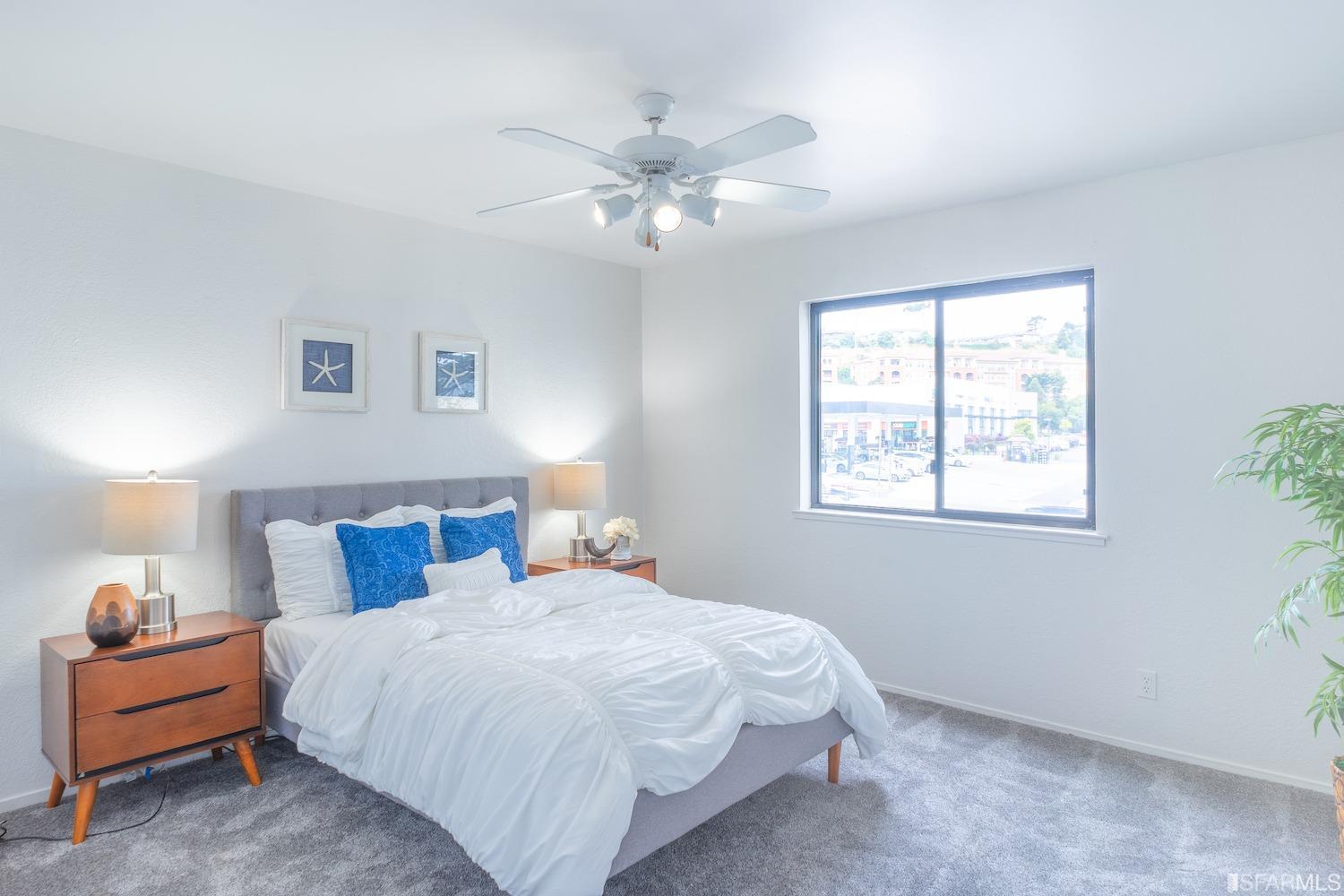 1 Appian Way # 2 Unit: 709-2