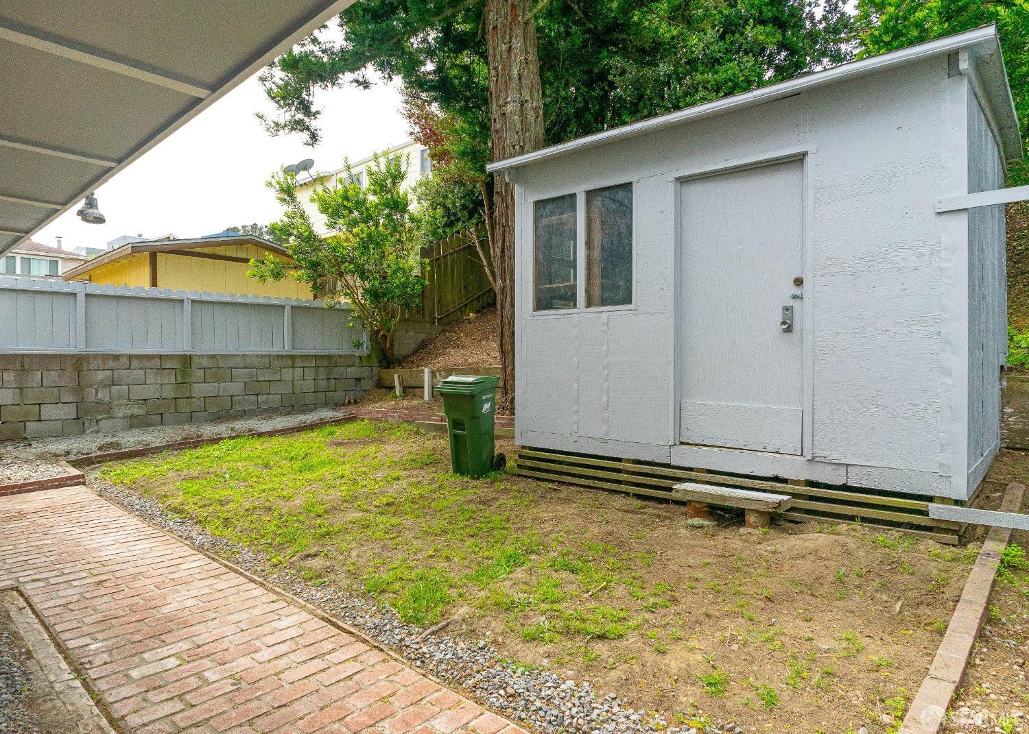 107 Lycett Circle