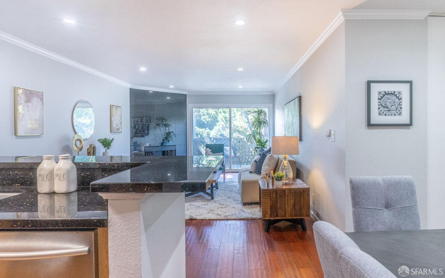 381 Half Moon Lane # 315