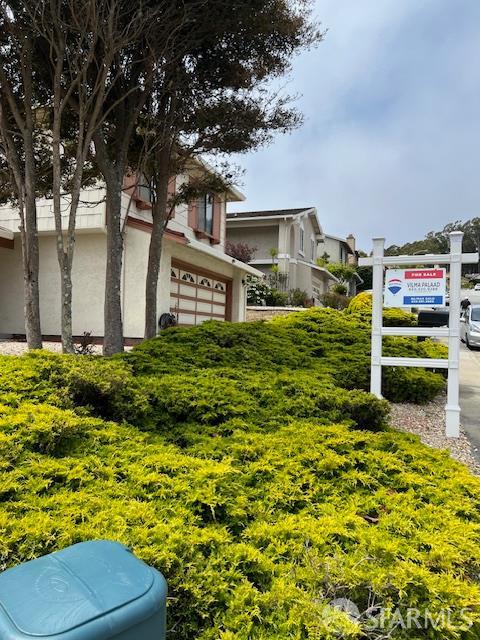 11 Seville Way
