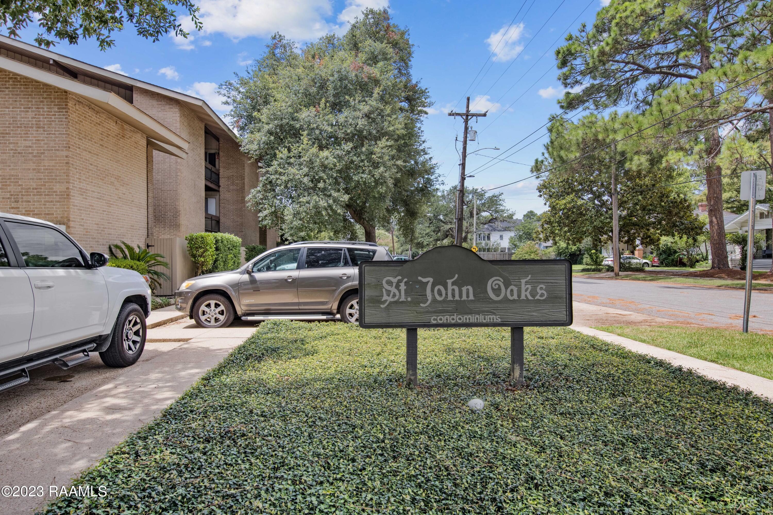 1301 St John Street # 208 Unit: #208