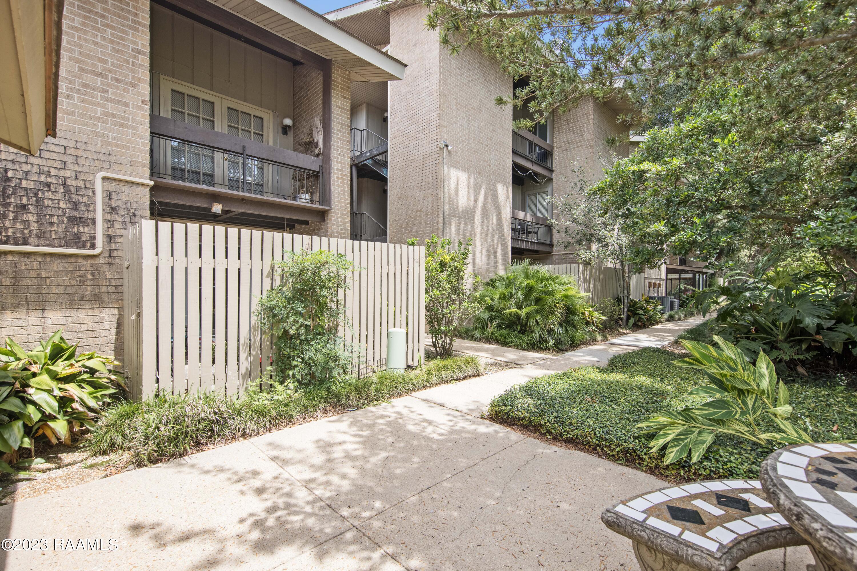 1301 St John Street # 208 Unit: #208