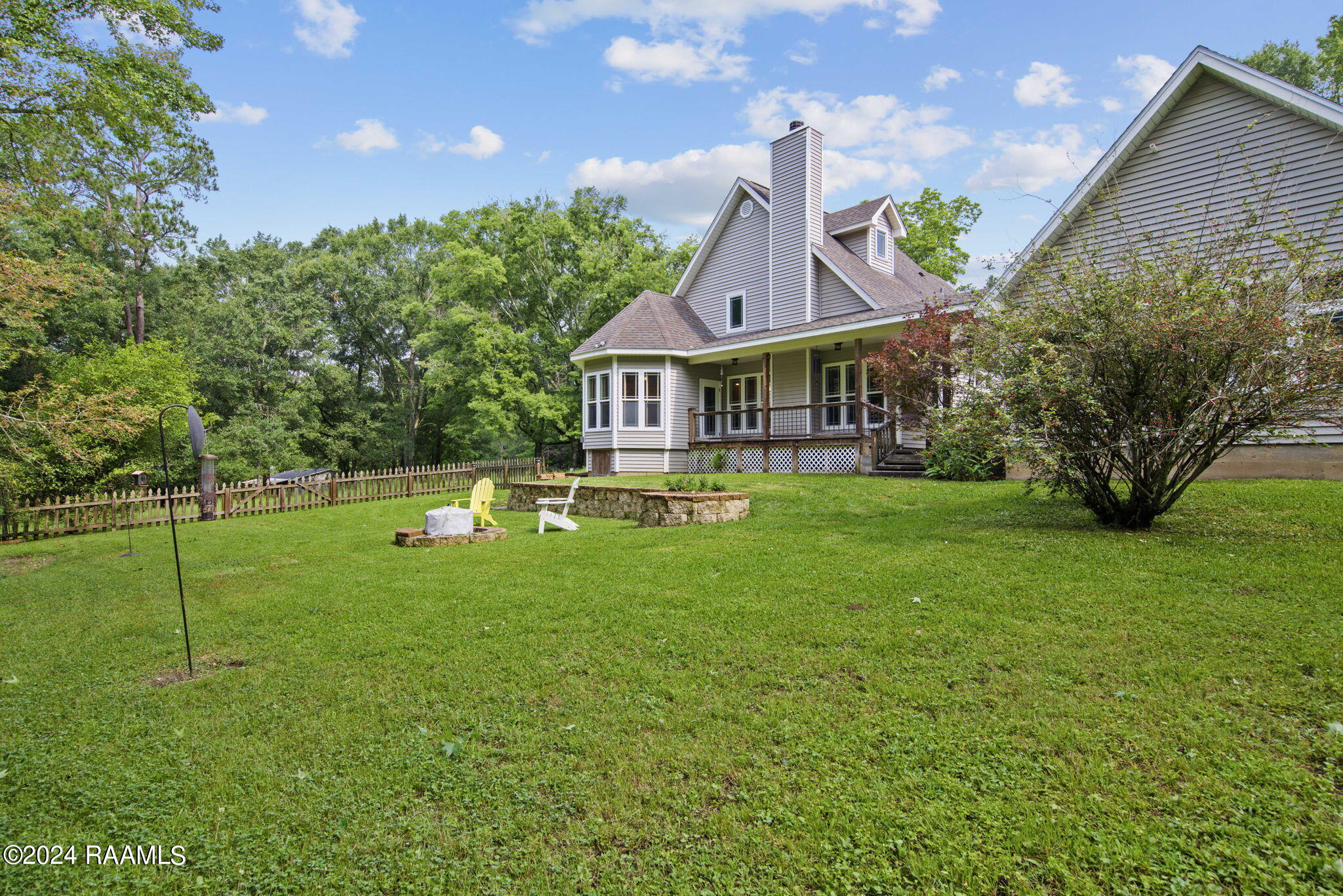 47 Hidden Hills Community