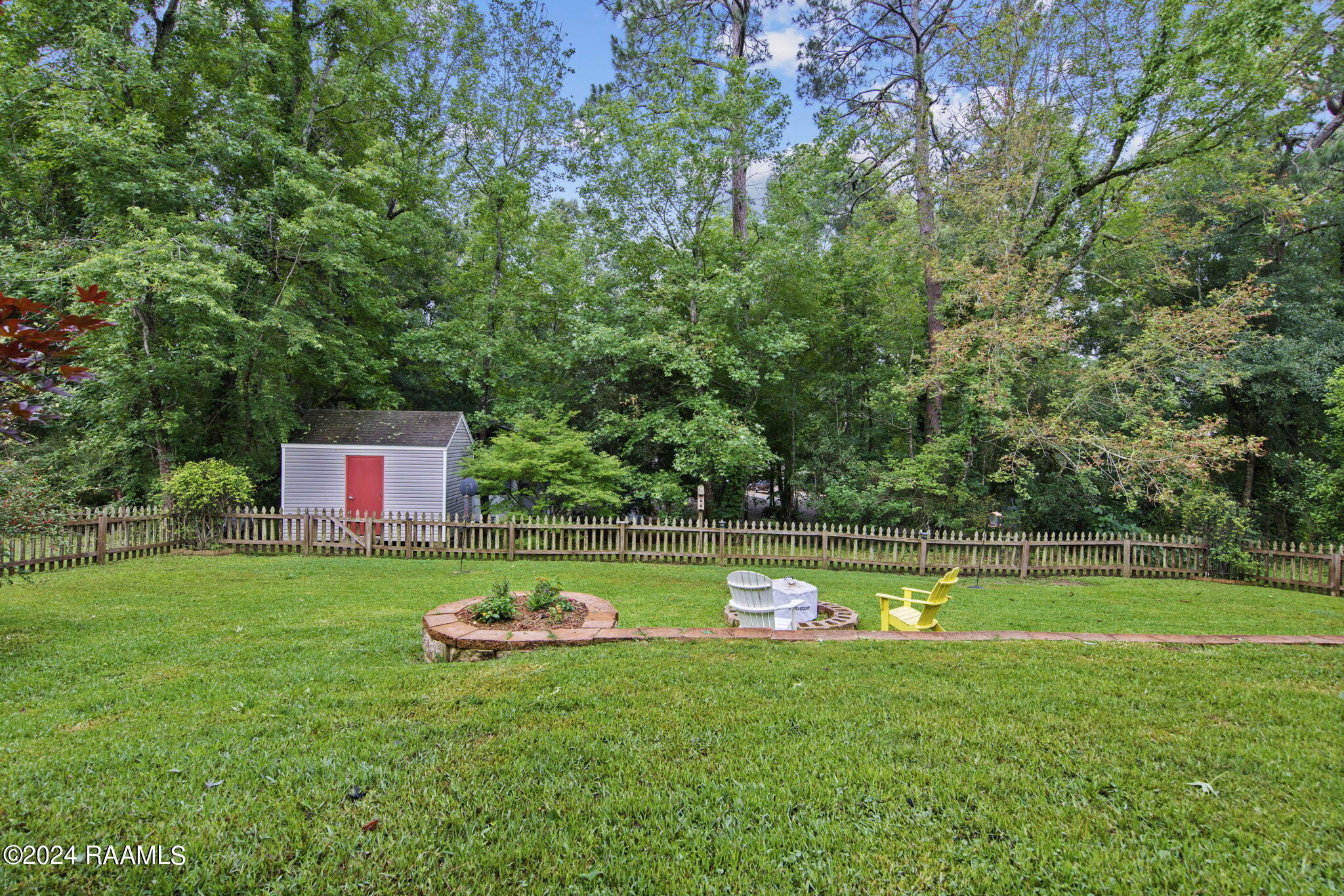 47 Hidden Hills Community