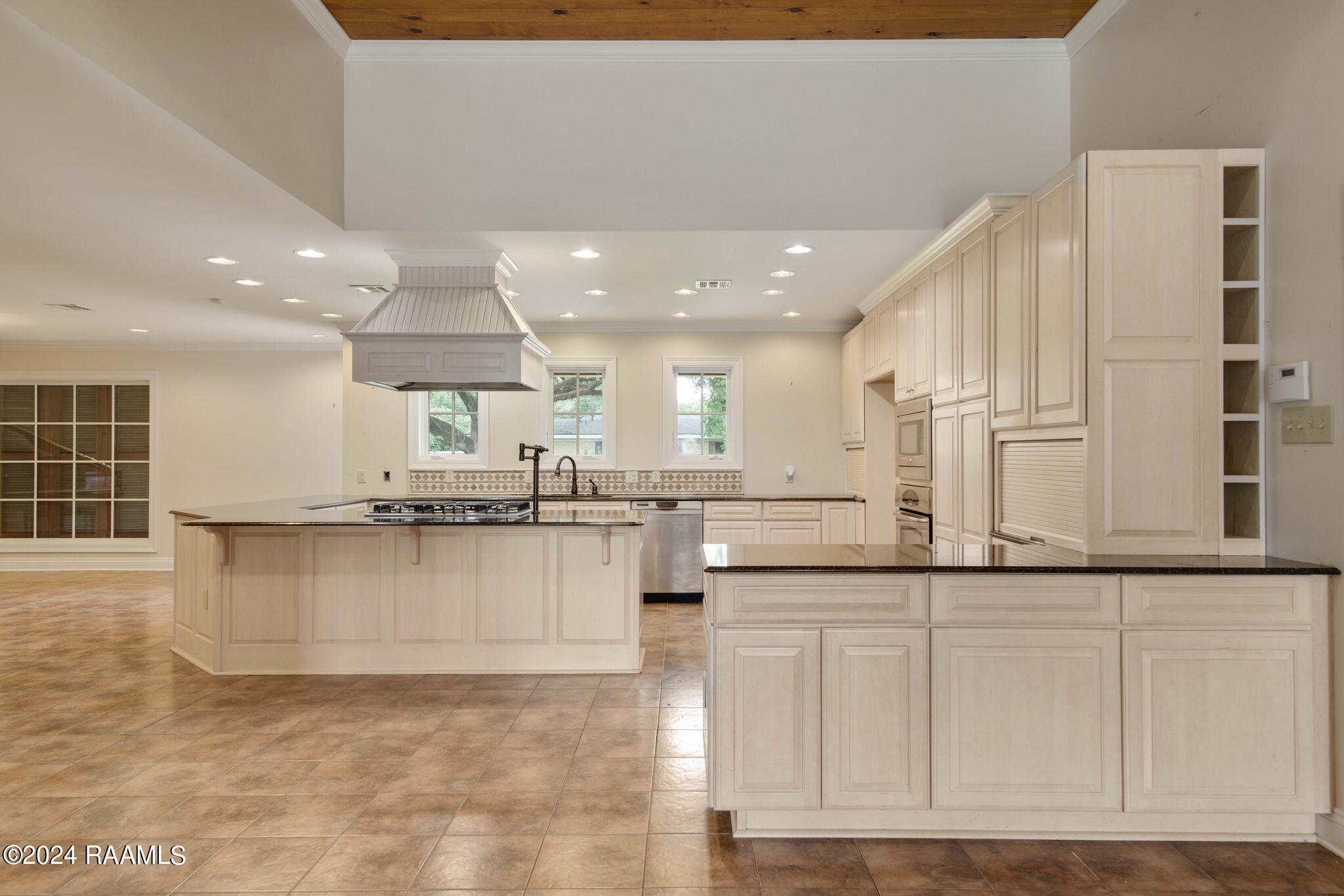 216 Live Oak Drive