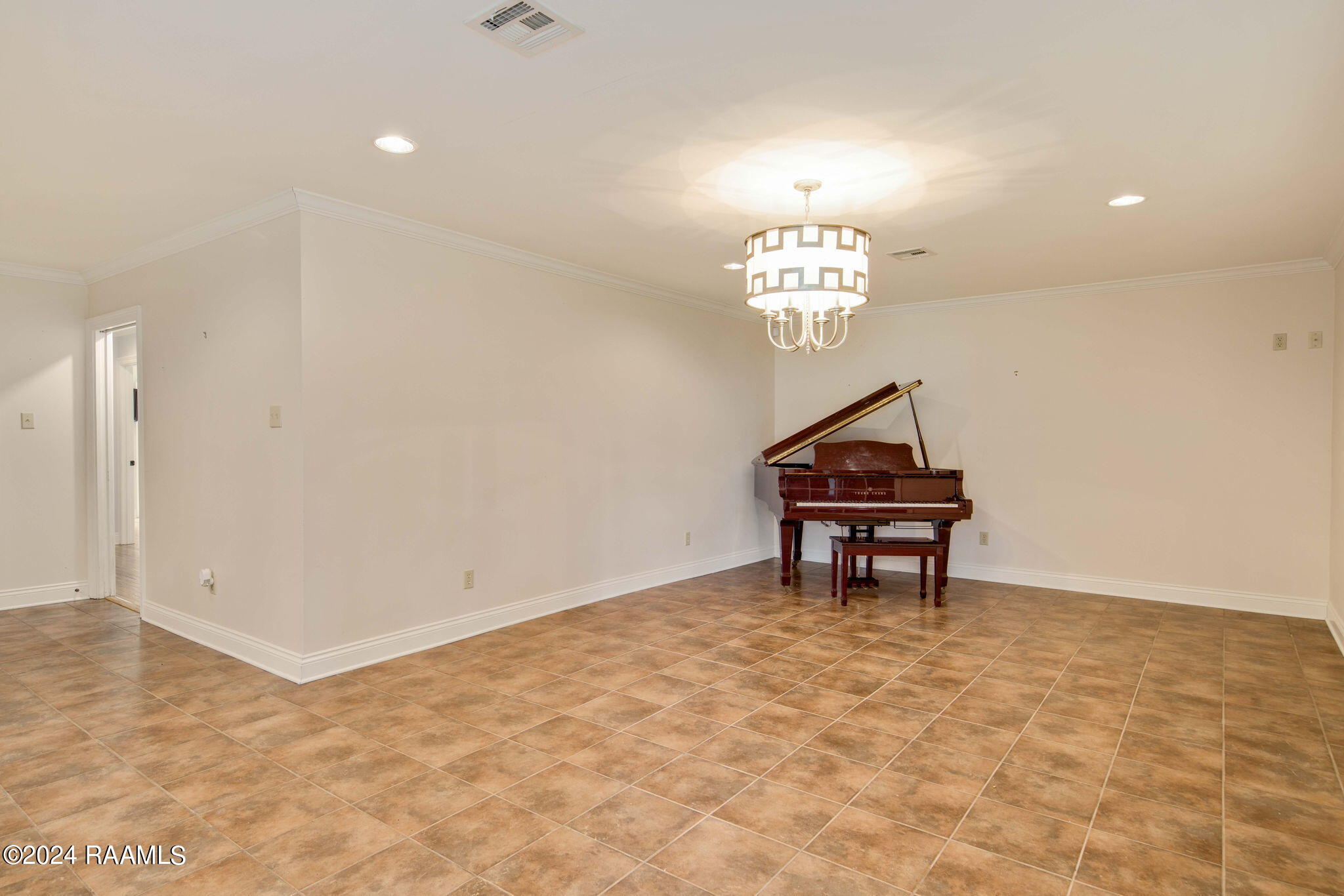 216 Live Oak Drive