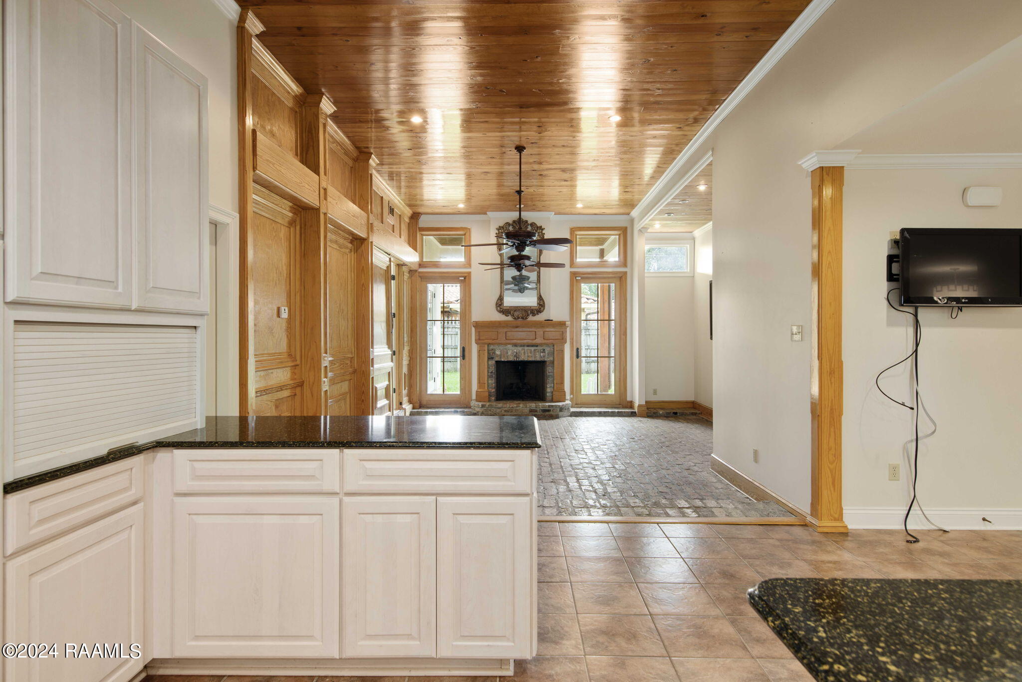 216 Live Oak Drive