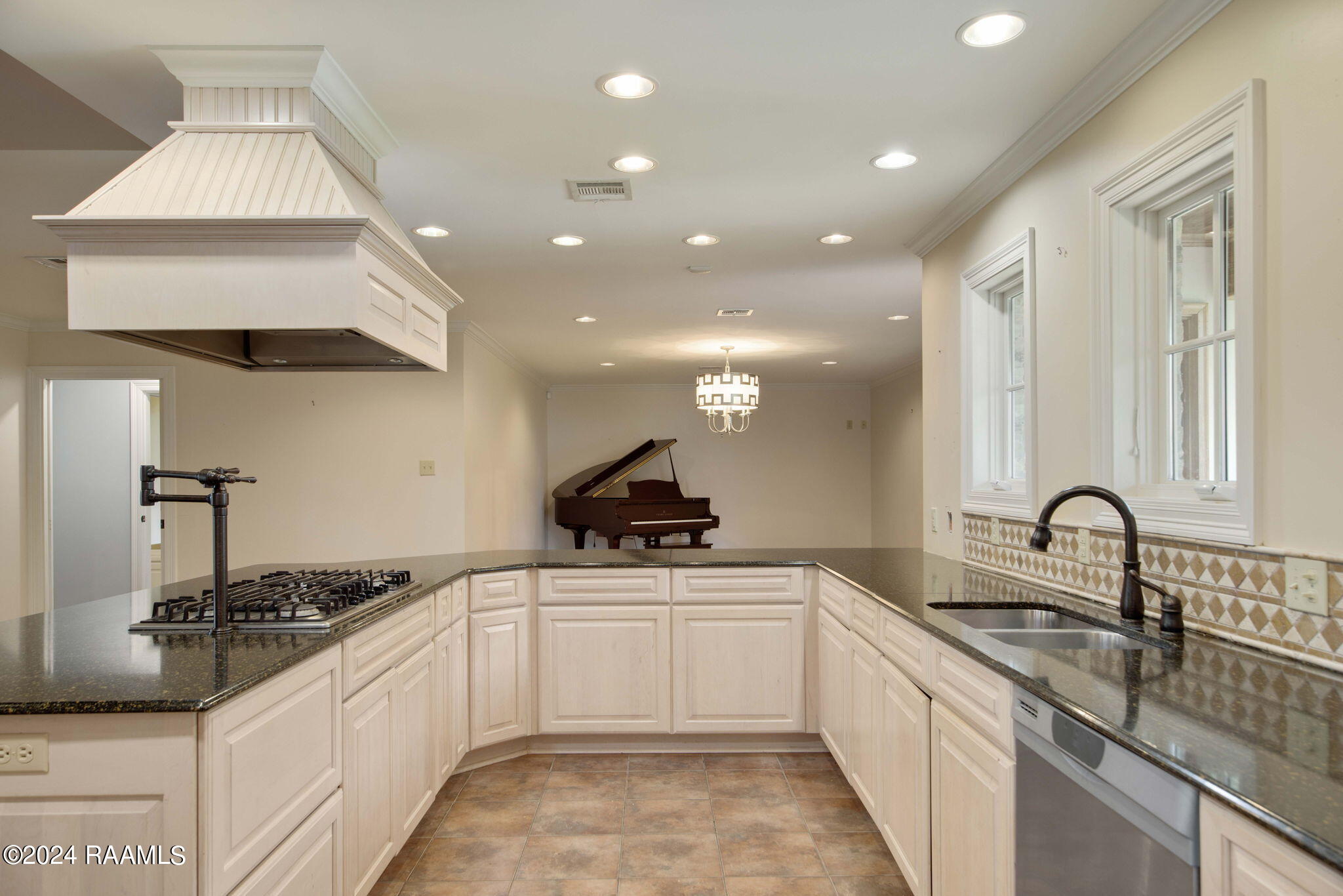 216 Live Oak Drive