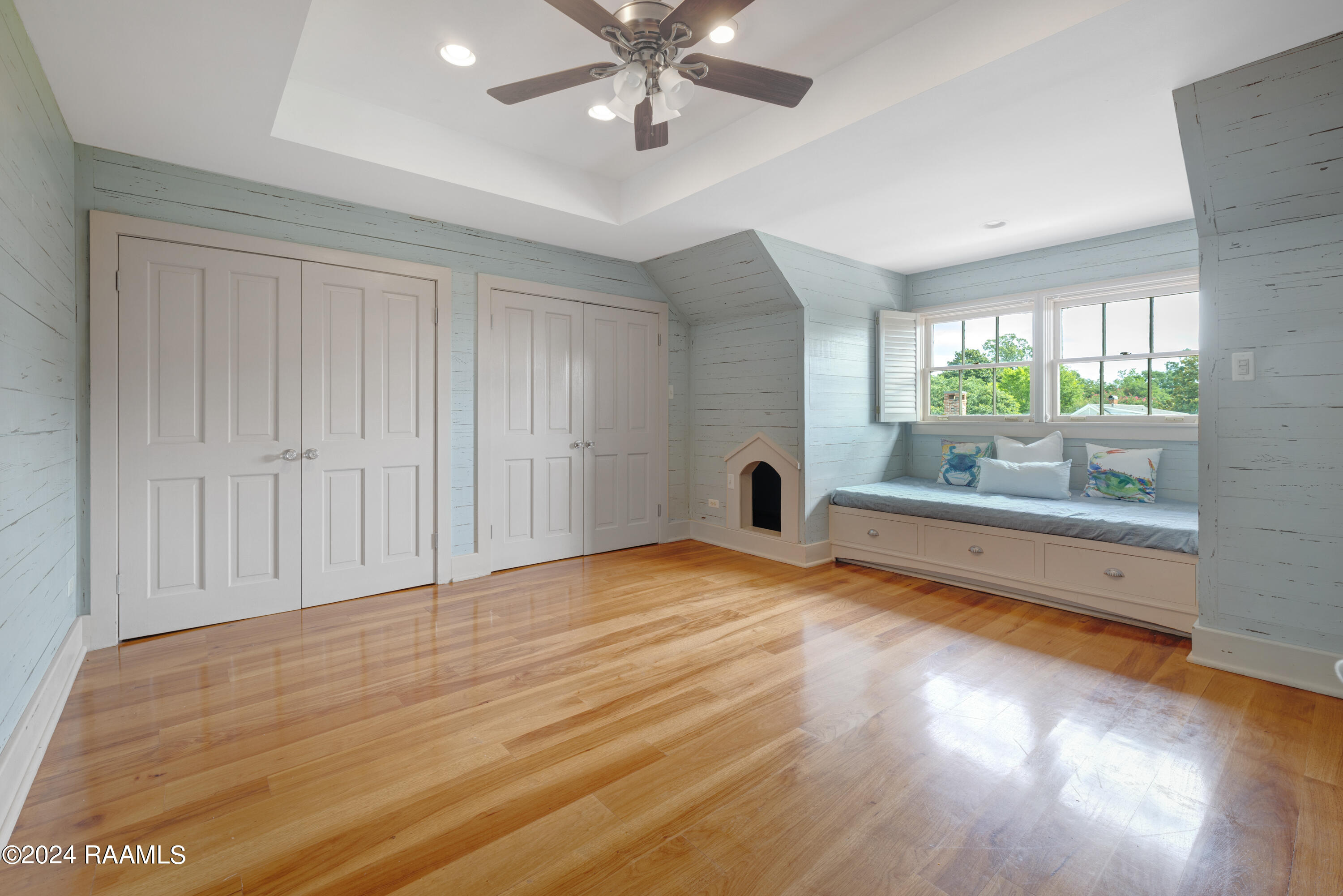301 Beverly Drive