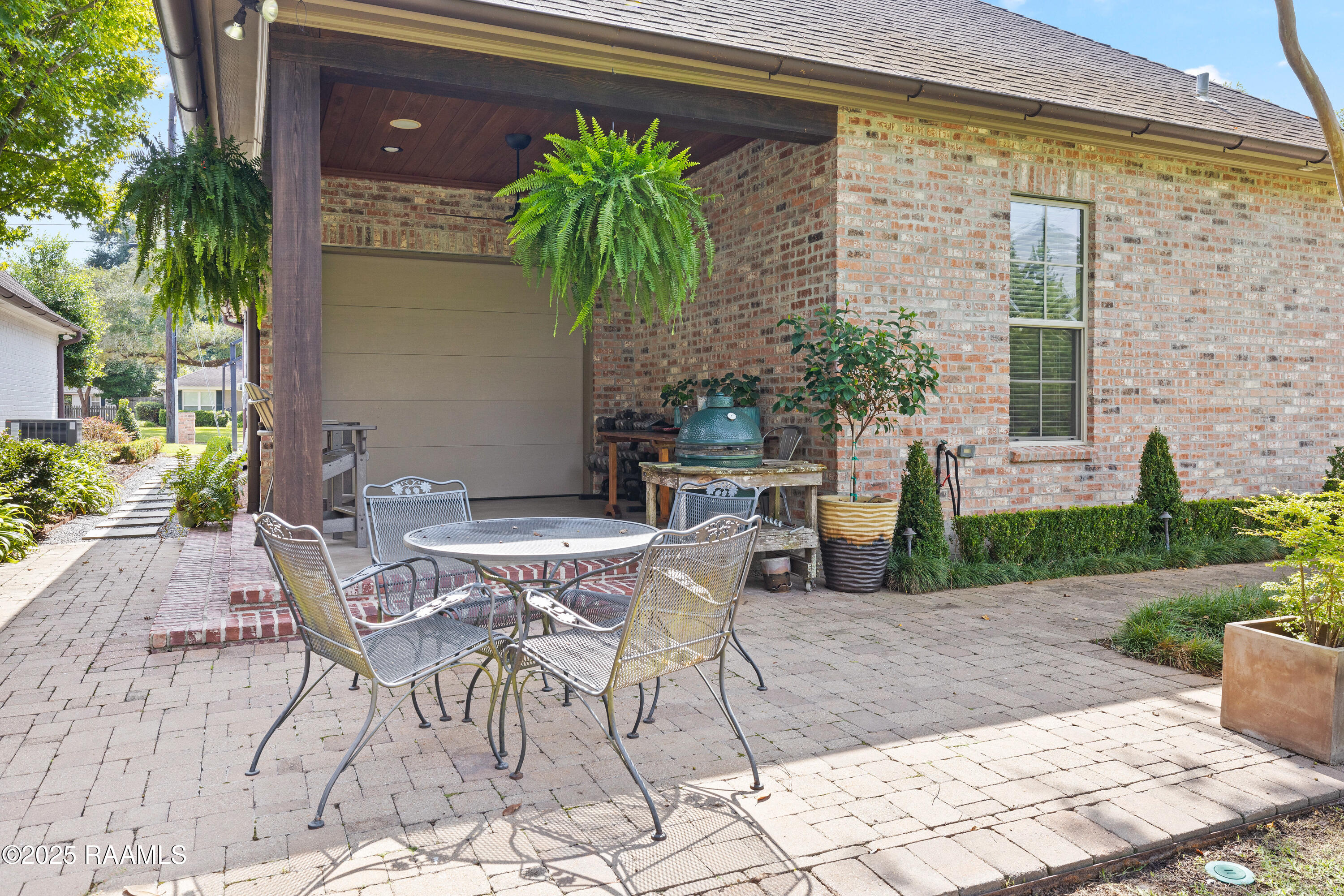 159 N Southlawn Drive