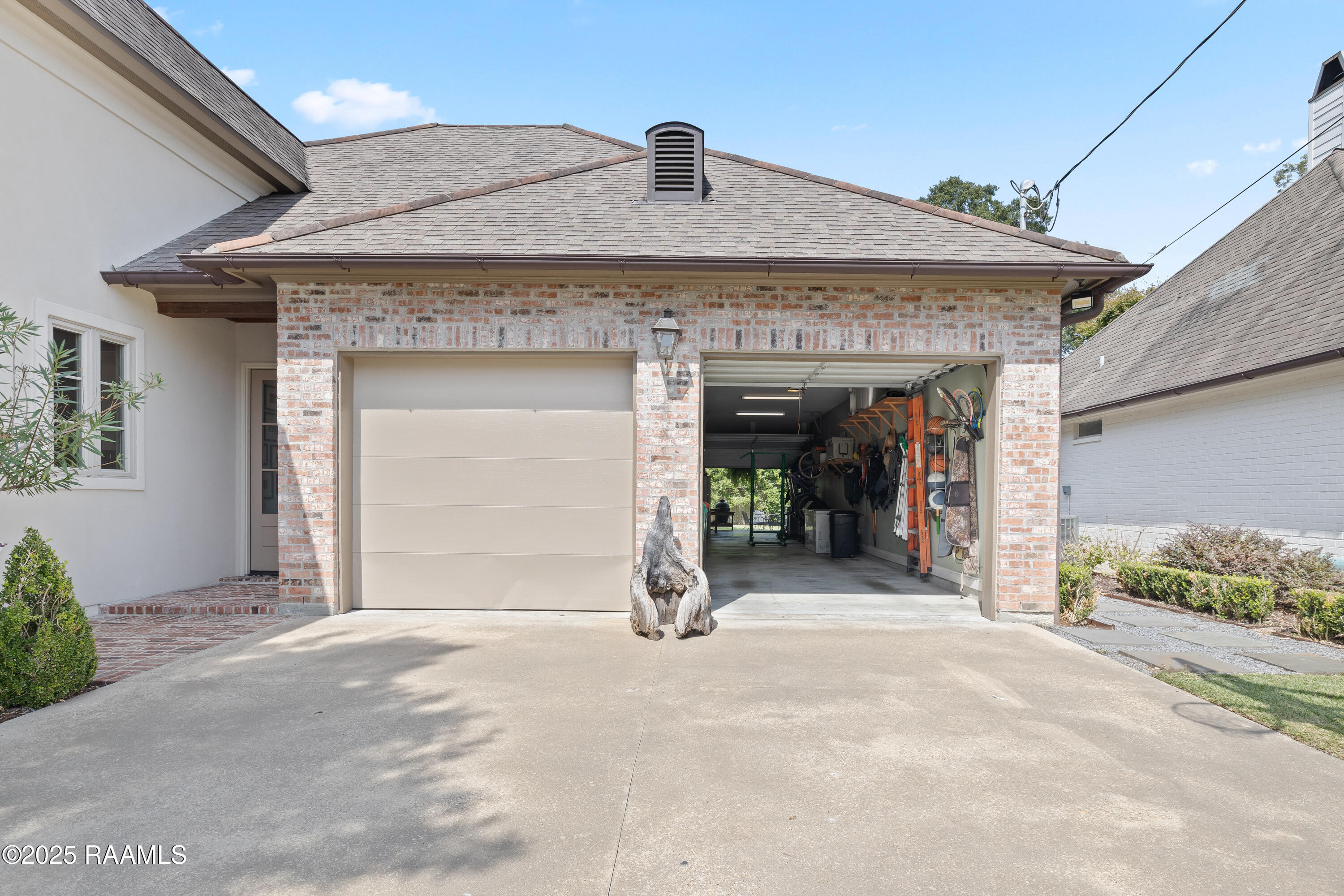159 N Southlawn Drive