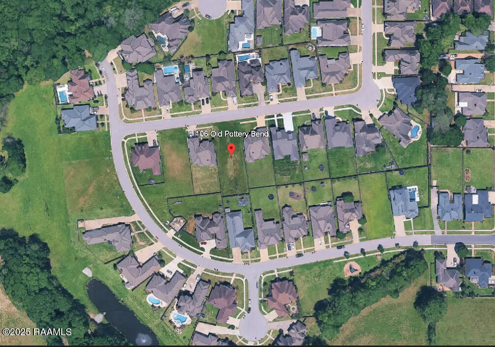106 Old Pottery Bend