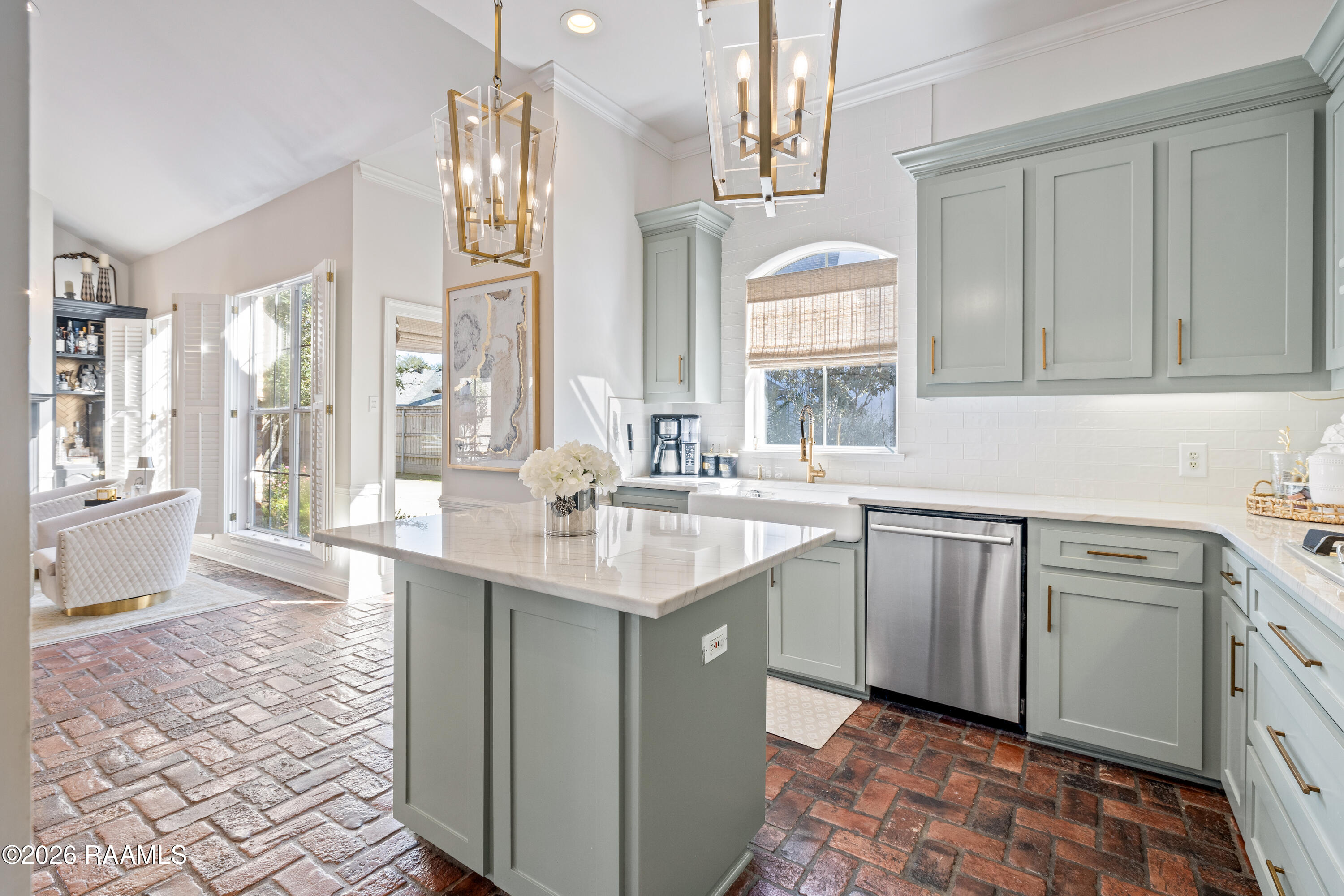 302 Farmington Drive