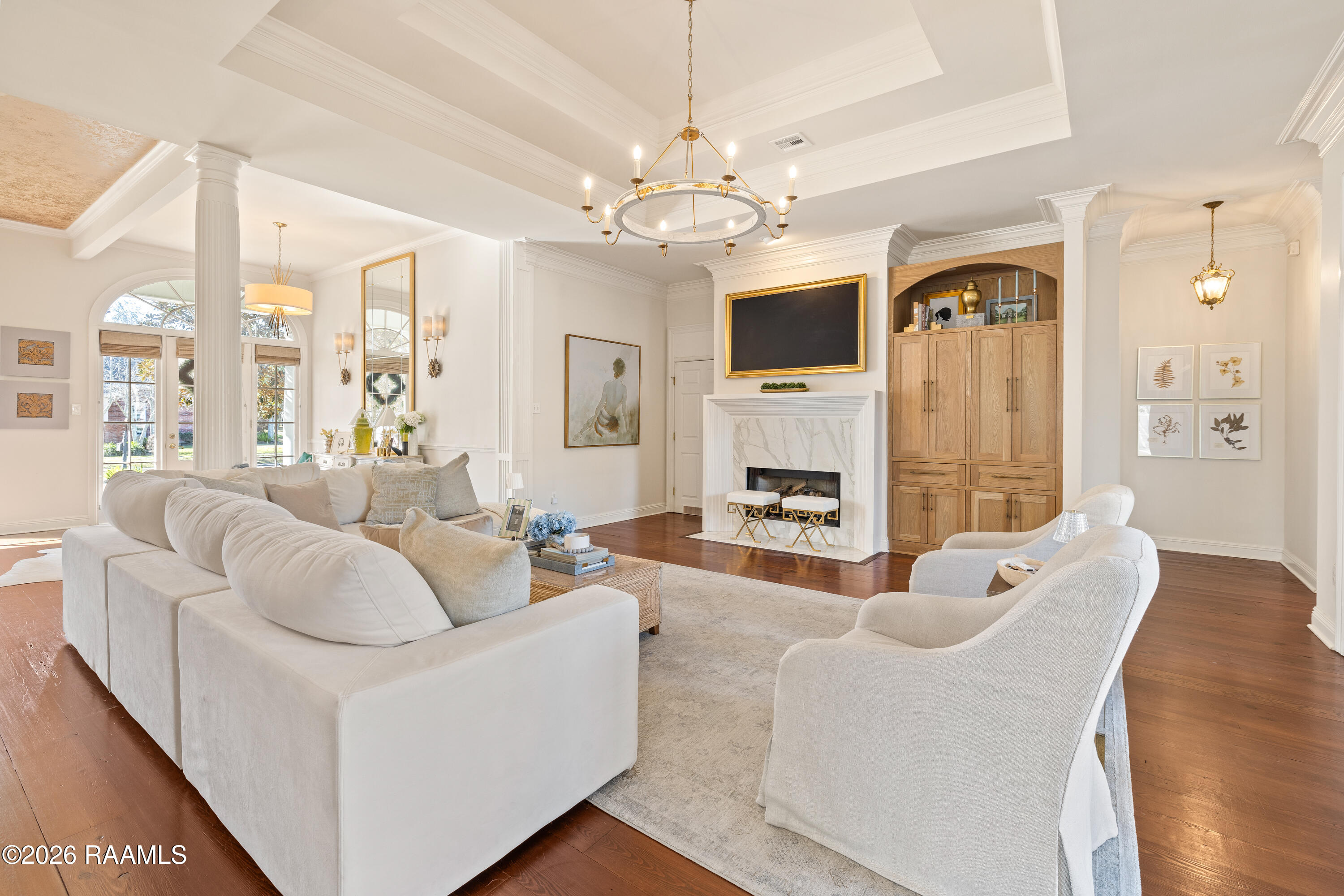 302 Farmington Drive