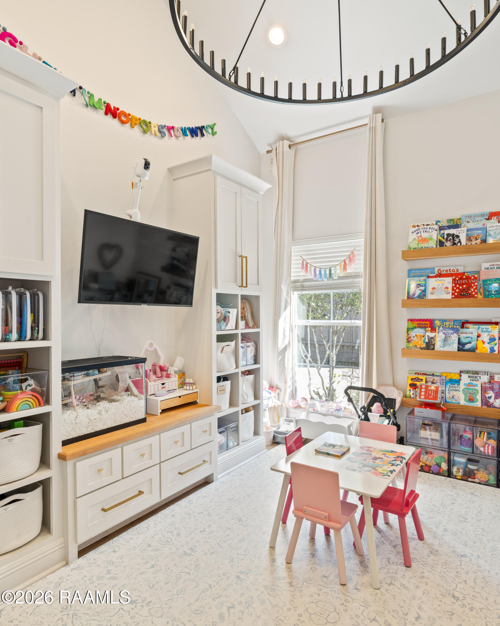 302 Farmington Drive