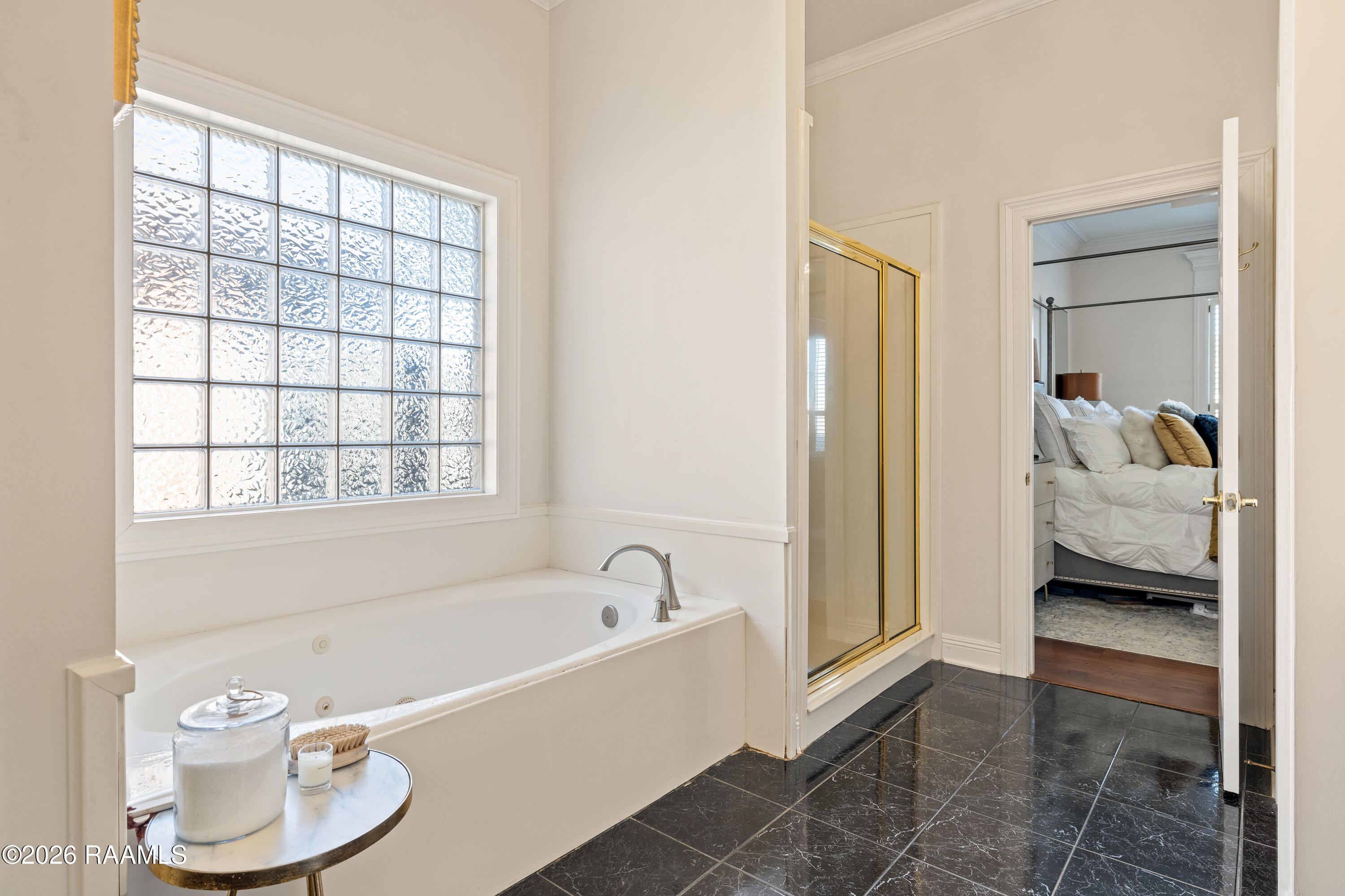 302 Farmington Drive