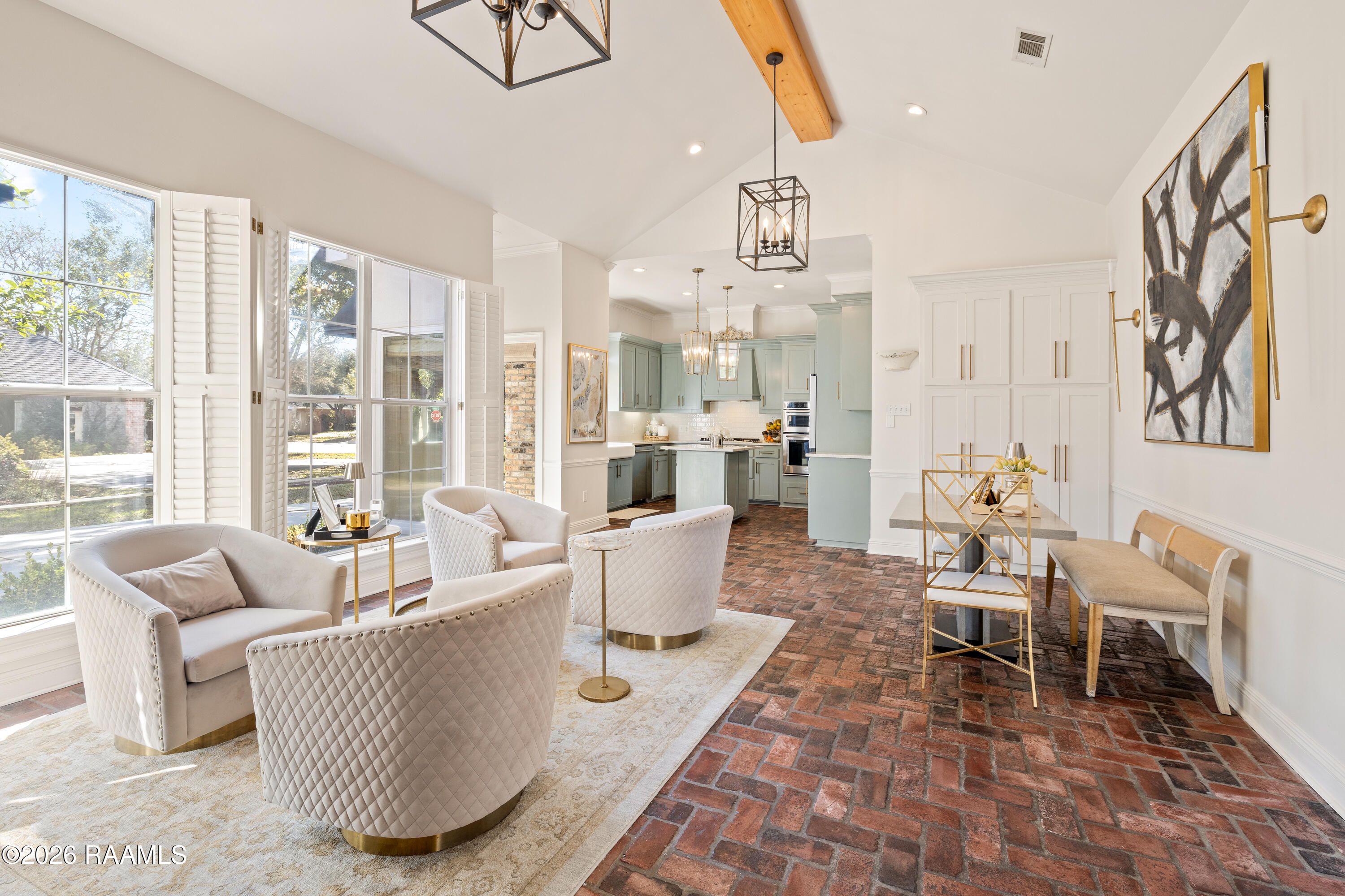 302 Farmington Drive