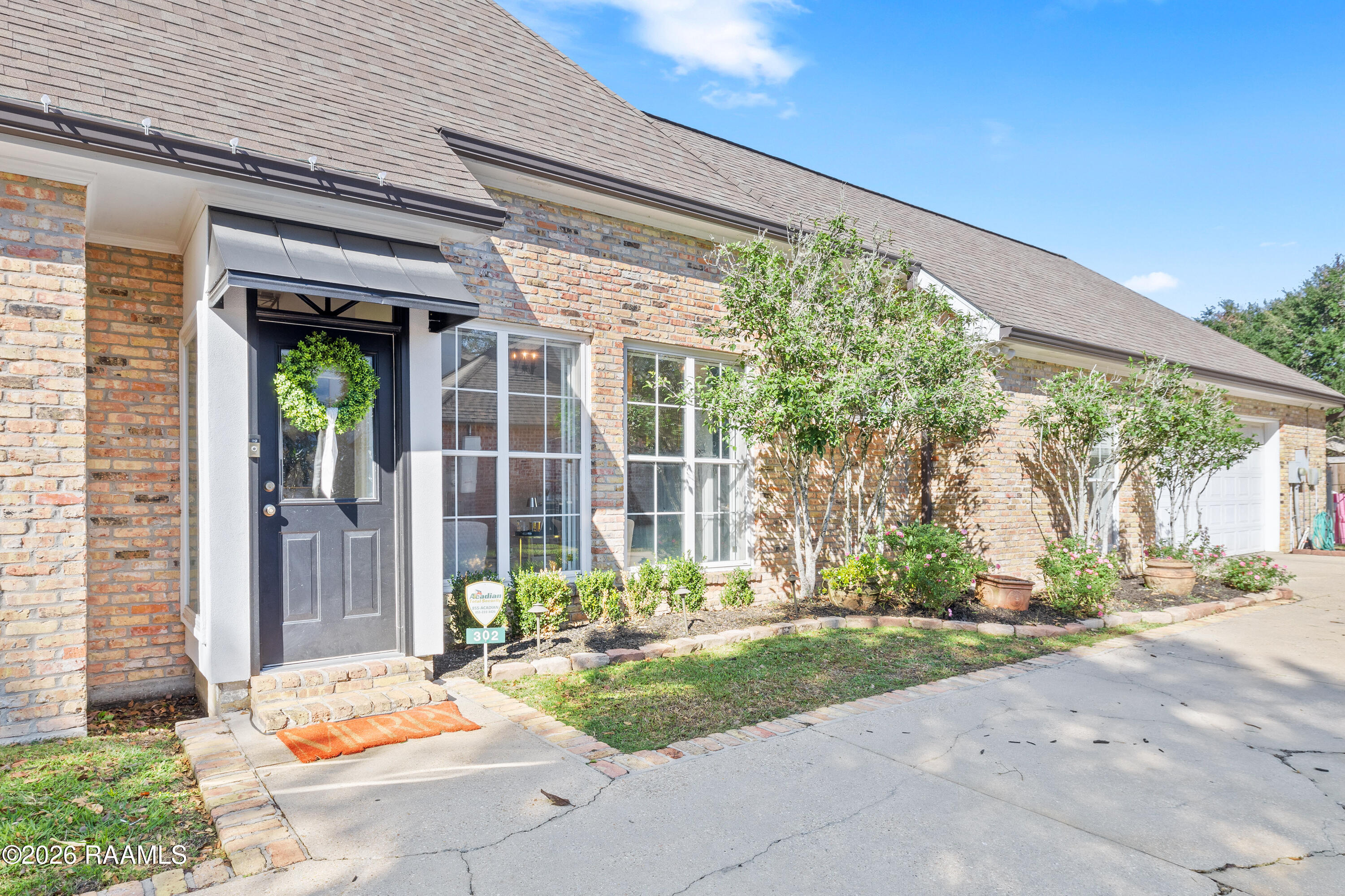 302 Farmington Drive